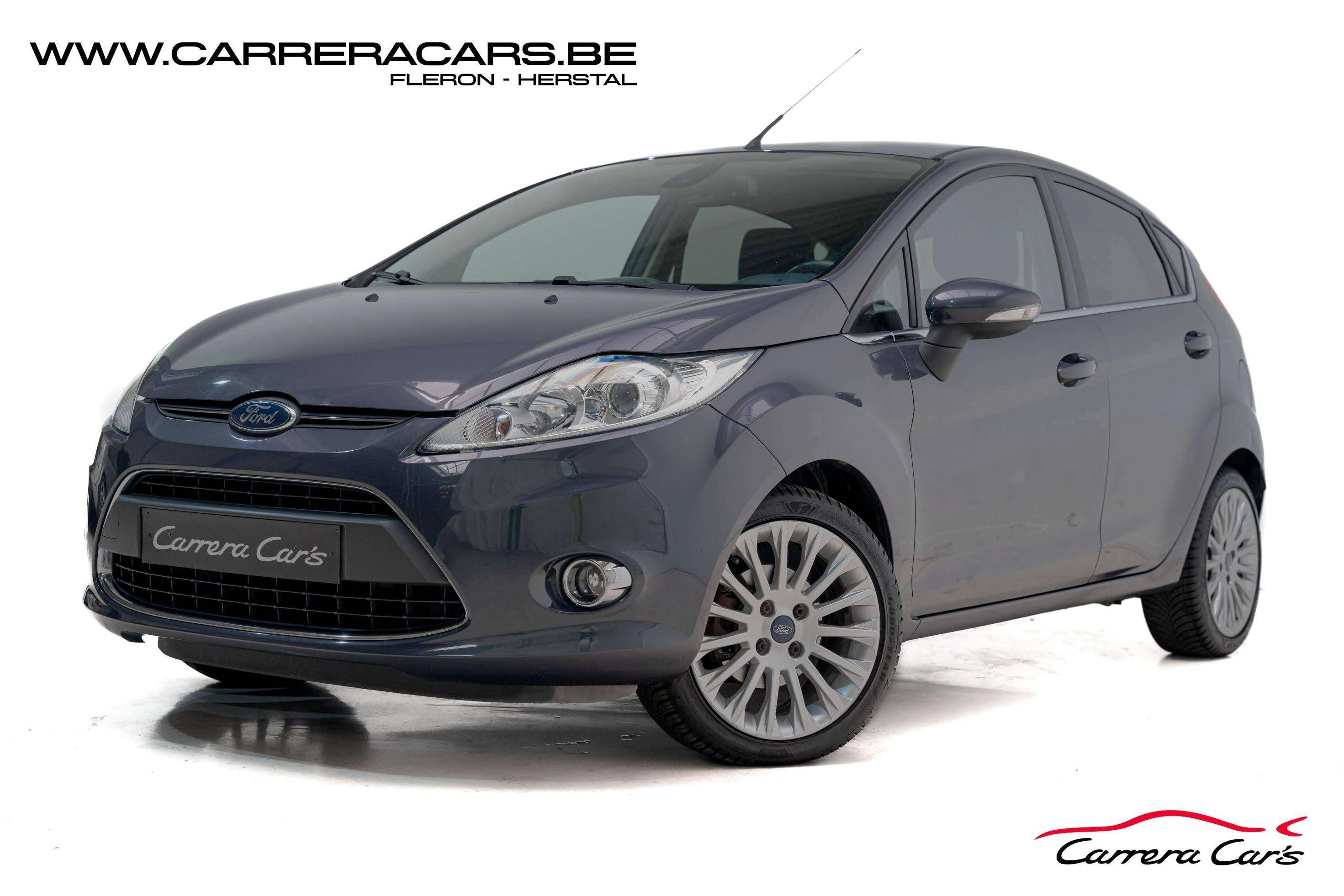 Ford Fiesta 1.4i Titanium **CLIM**CAPTEUR**JANTES ALUS**BOITE AUTO**