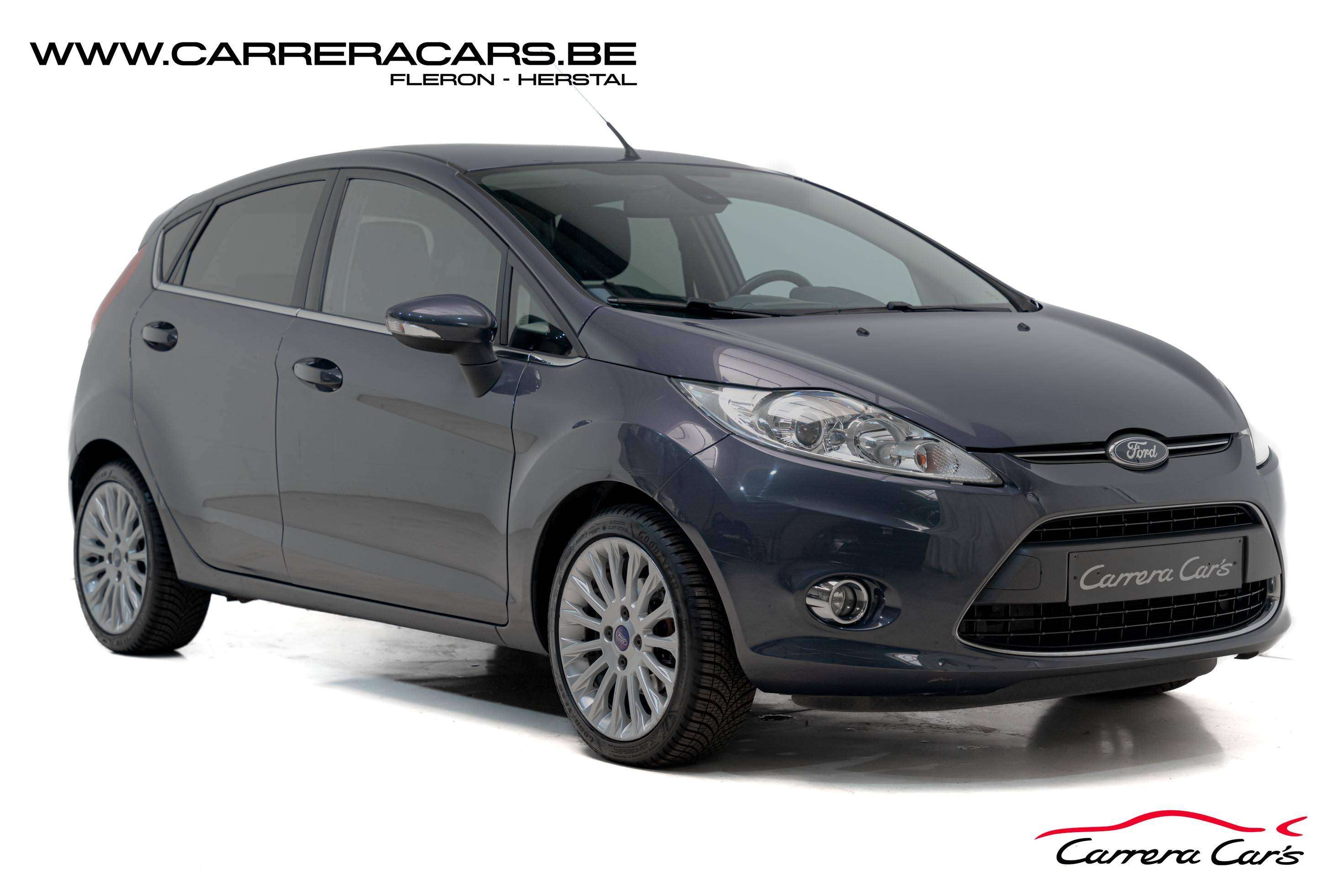 Ford Fiesta 1.4i Titanium **CLIM**CAPTEUR**JANTES ALUS**BOITE AUTO**