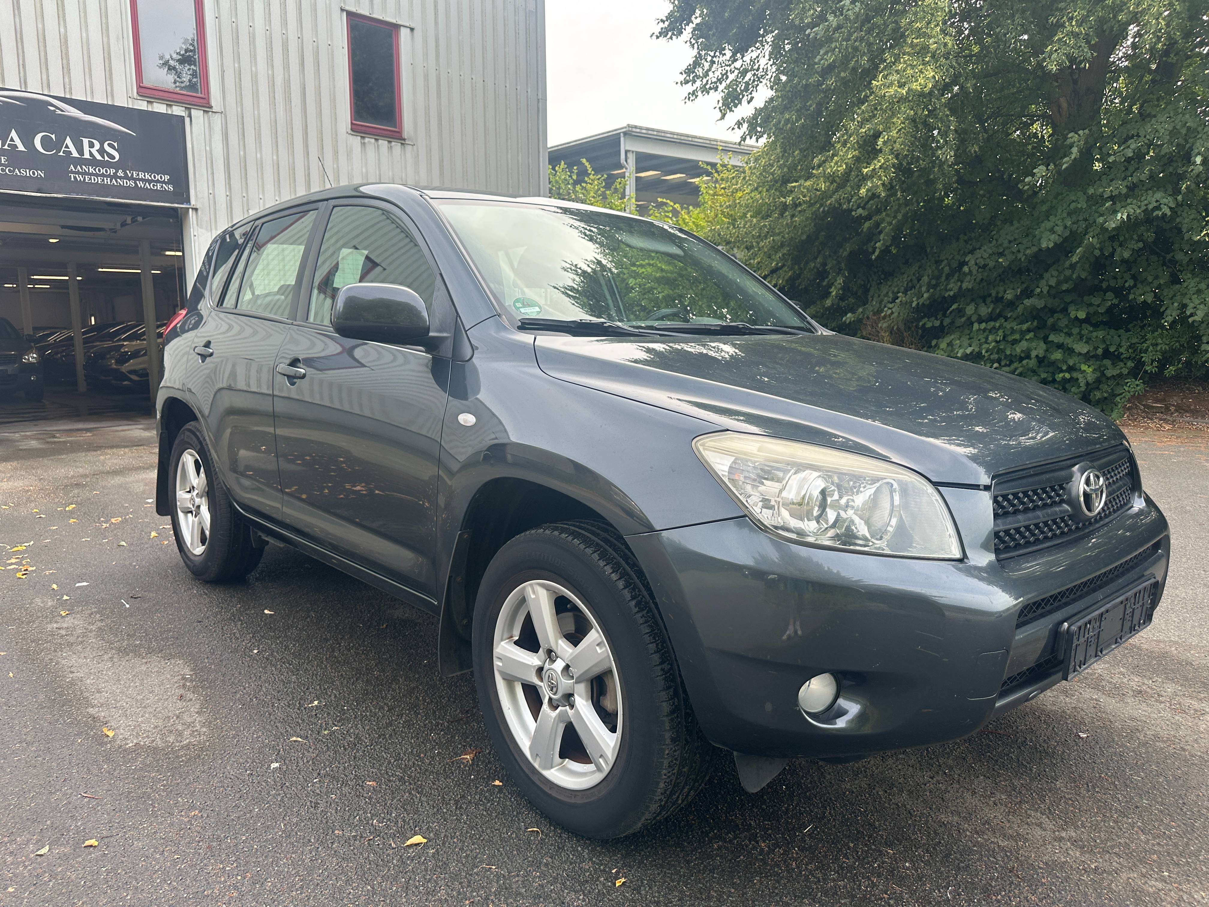Toyota RAV 4 2.0i VVT-i 16v VX