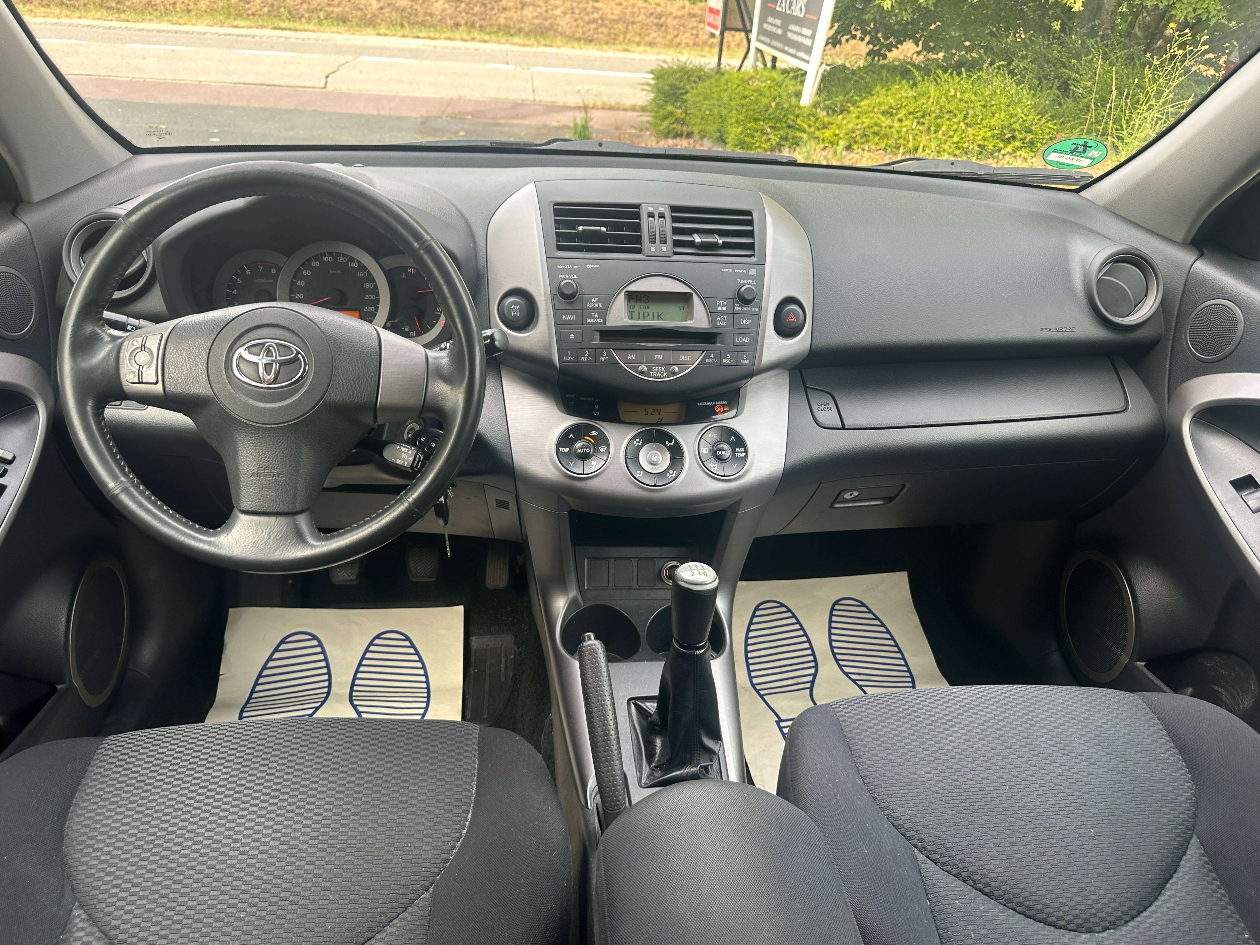 Toyota RAV 4 2.0i VVT-i 16v VX