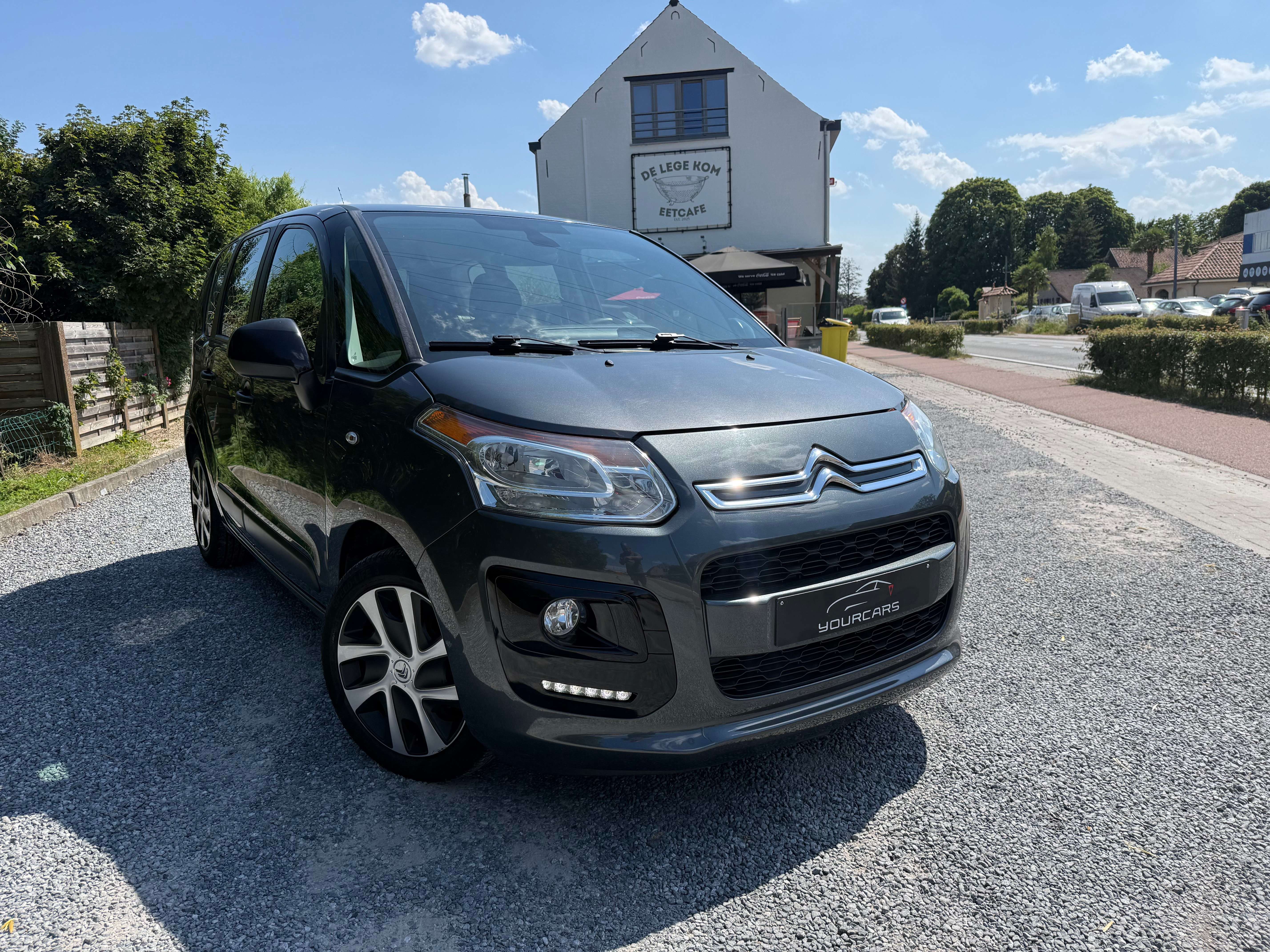 Citroen C3 Picasso 1.2 i * CLIM * PDC * 1 JAAR GARANTIE
