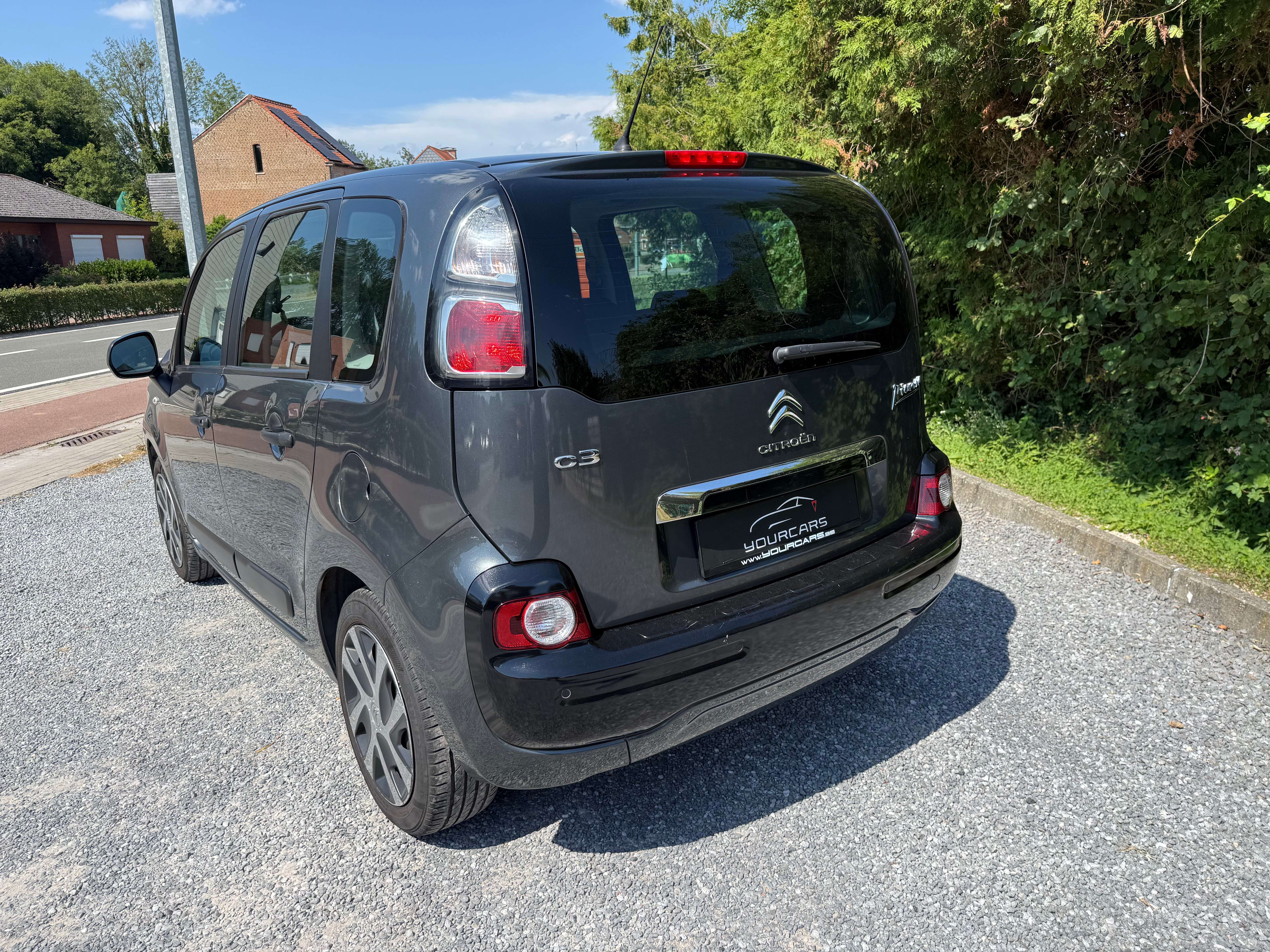 Citroen C3 Picasso 1.2 i * CLIM * PDC * 1 JAAR GARANTIE