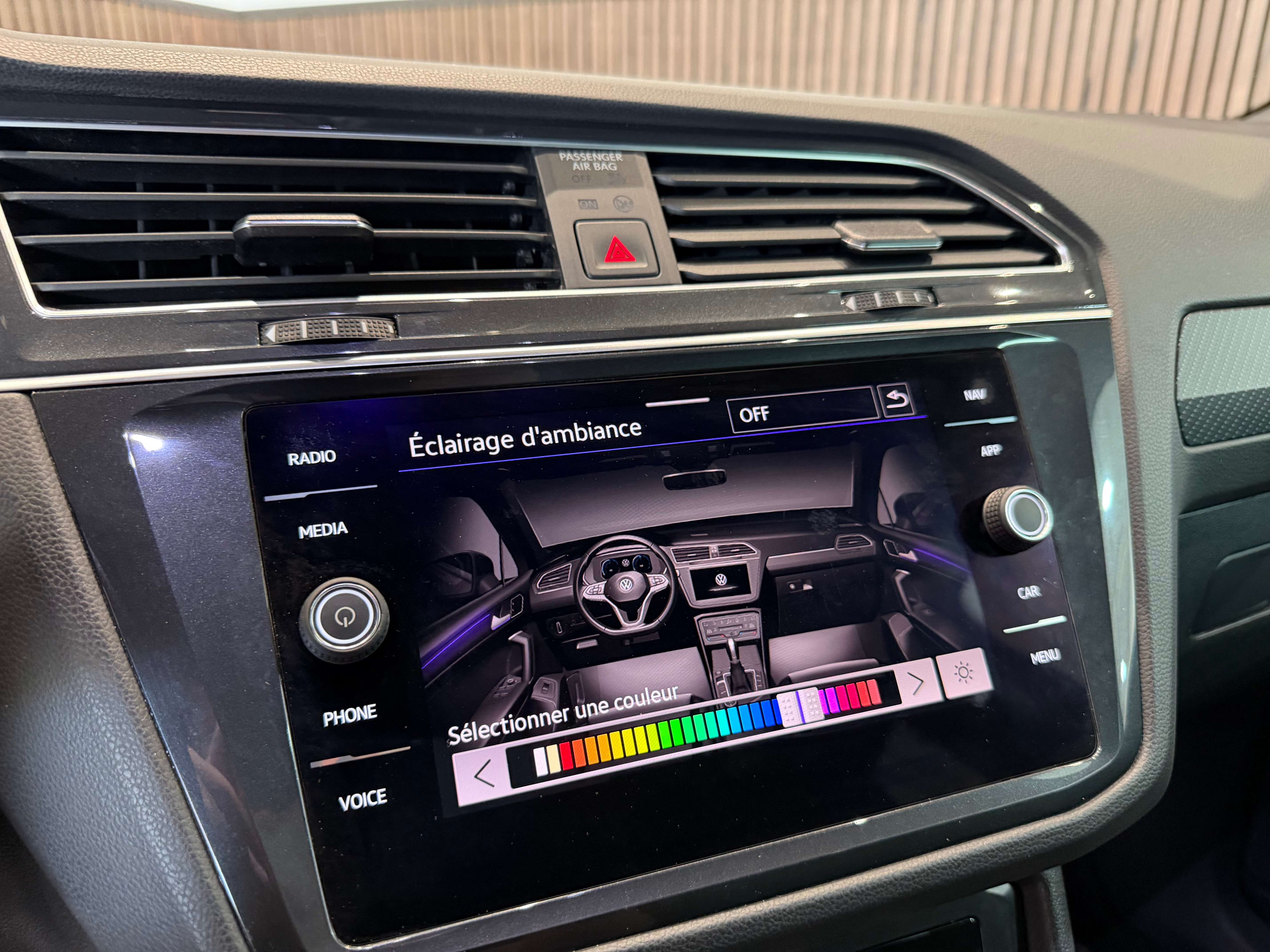 Volkswagen Tiguan 2.0 TDI SCR R-Line - DSG - 1ERPRO - GARANTIE 12MOIS