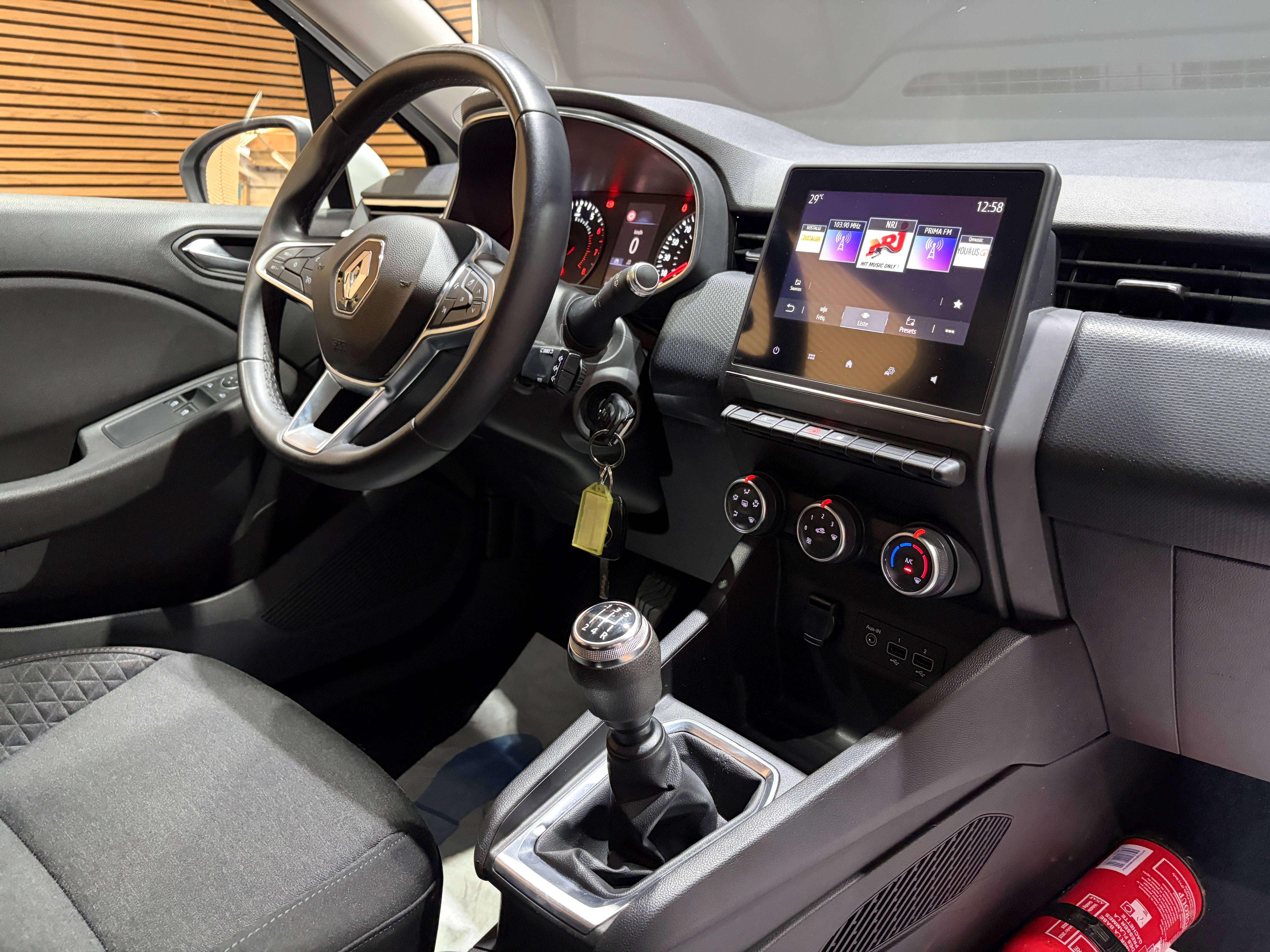 Renault Clio 1.0i *CARPLAY*FRONT ASSIST*1ER PROPRIO*GARANTIE*