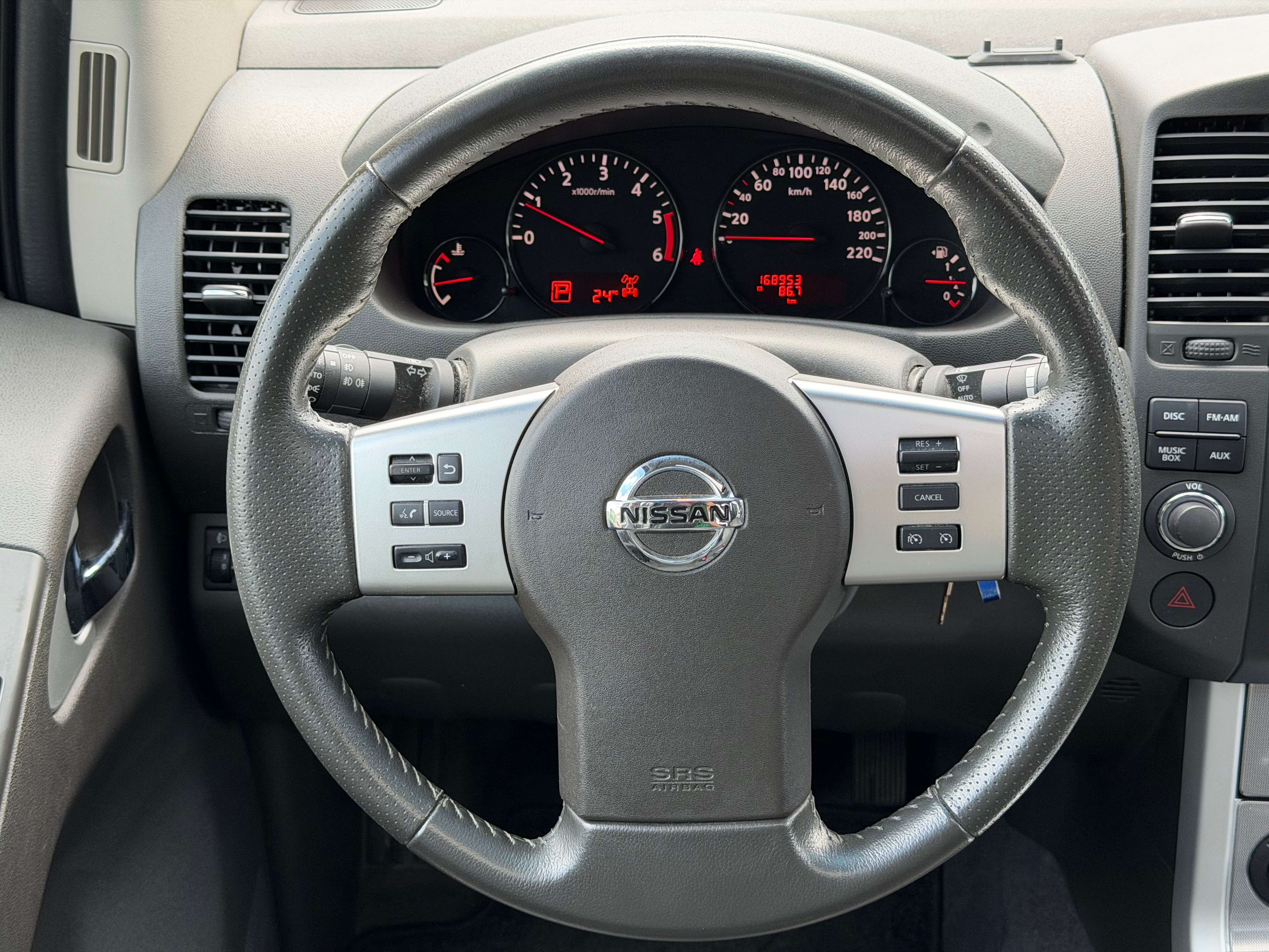 Nissan Navara 3.0 dCi V6 4x4*boîte auto*NAVI*CAMERA*CUIR*