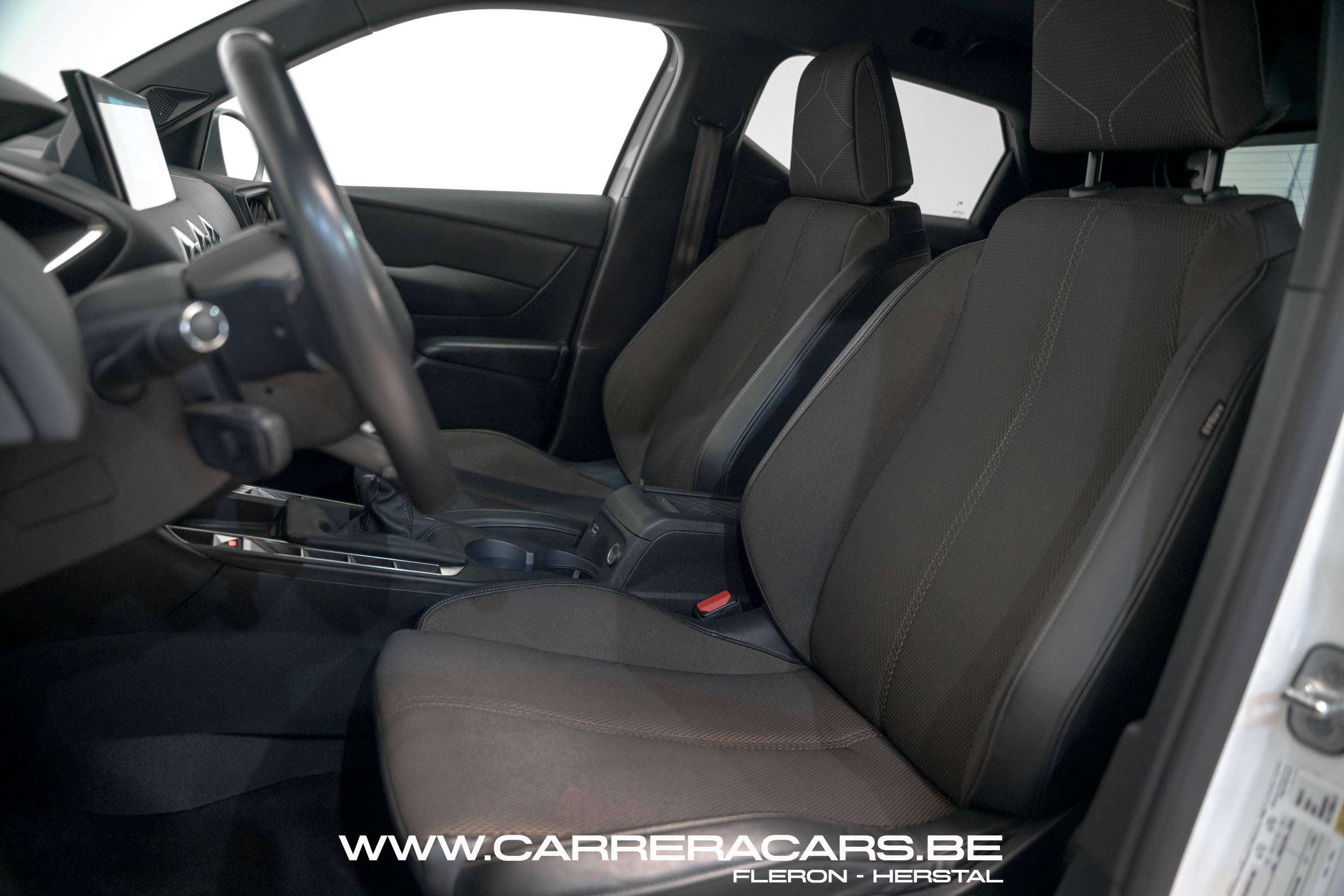 DS Automobiles DS 3 Crossback CROSSBACK 1.2 PureTech Grand Chic  **CLIMA**JANTES ALUS** CAPTEUR***
