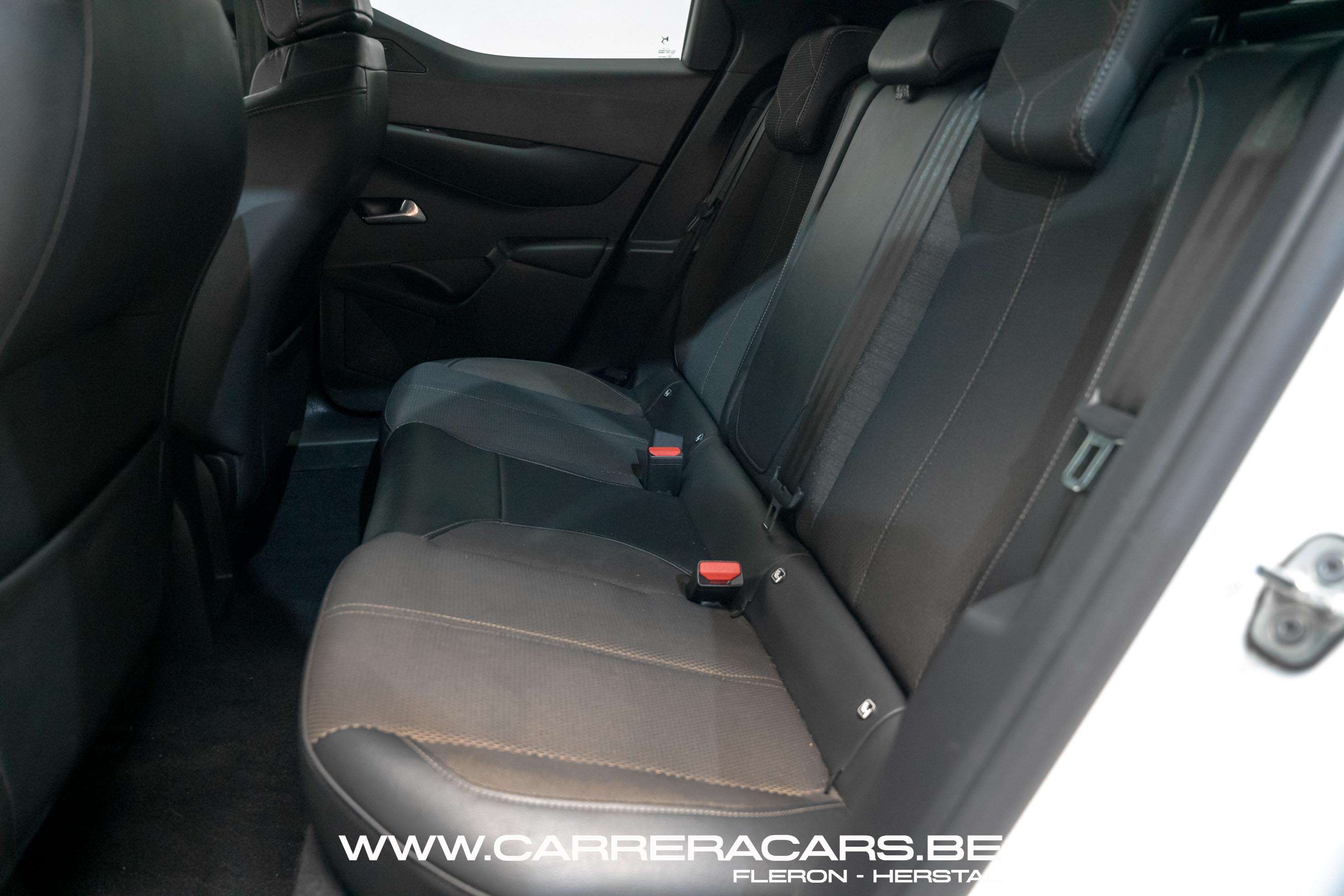 DS Automobiles DS 3 Crossback CROSSBACK 1.2 PureTech Grand Chic  **CLIMA**JANTES ALUS** CAPTEUR***