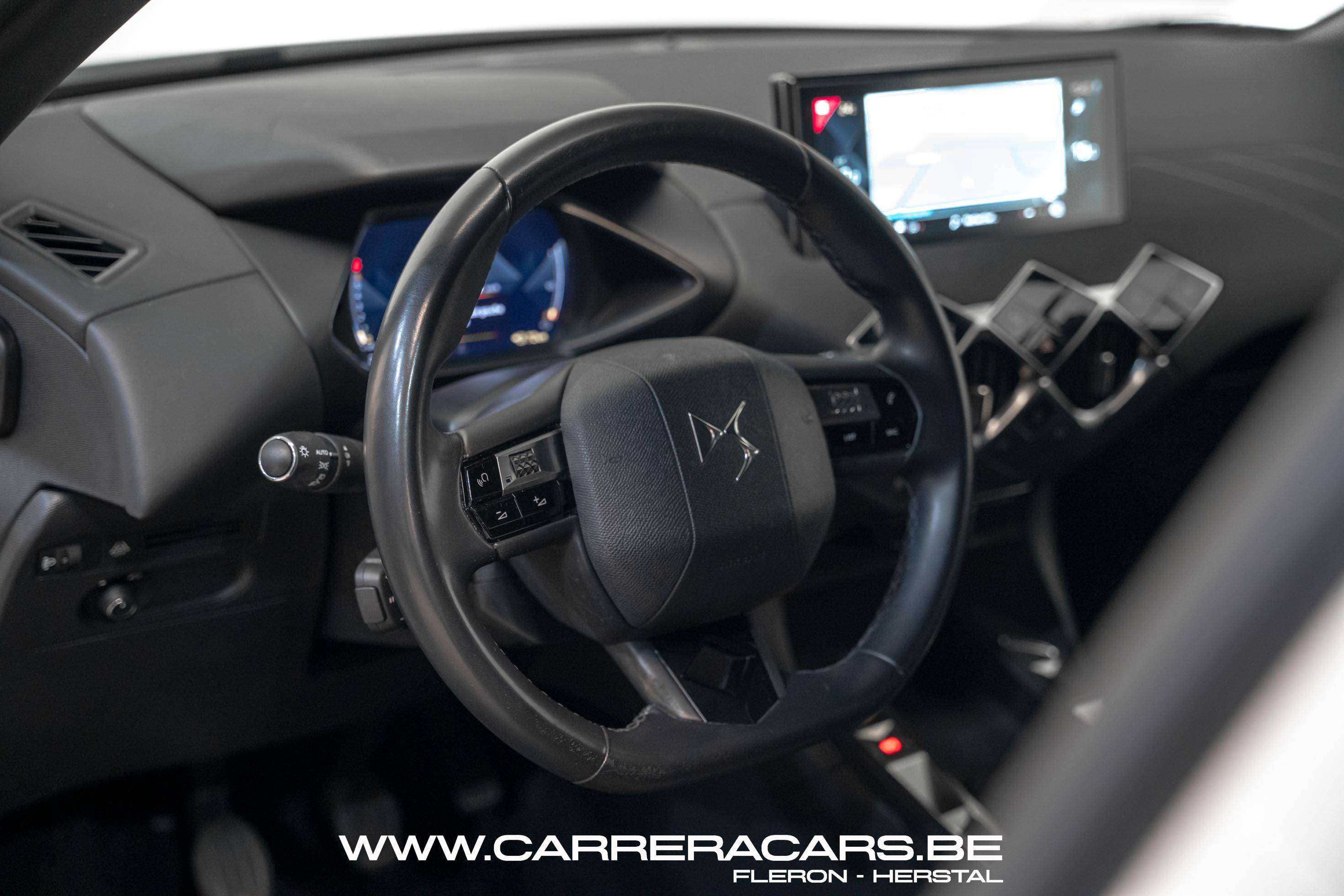 DS Automobiles DS 3 Crossback CROSSBACK 1.2 PureTech Grand Chic  **CLIMA**JANTES ALUS** CAPTEUR***