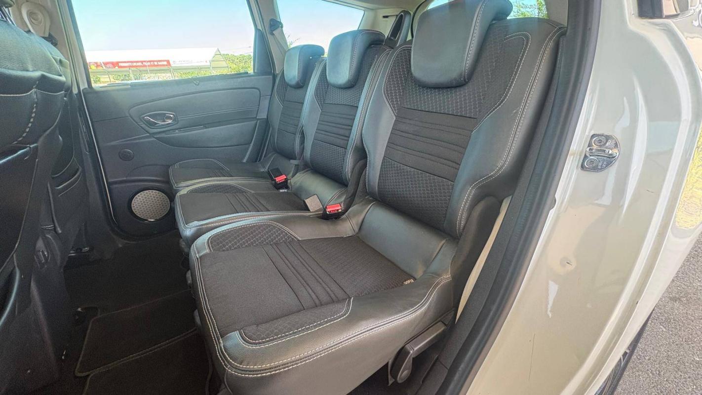 Renault Grand Scenic III dCi 130 Energy FAP eco2 Bose Edition 7 pl