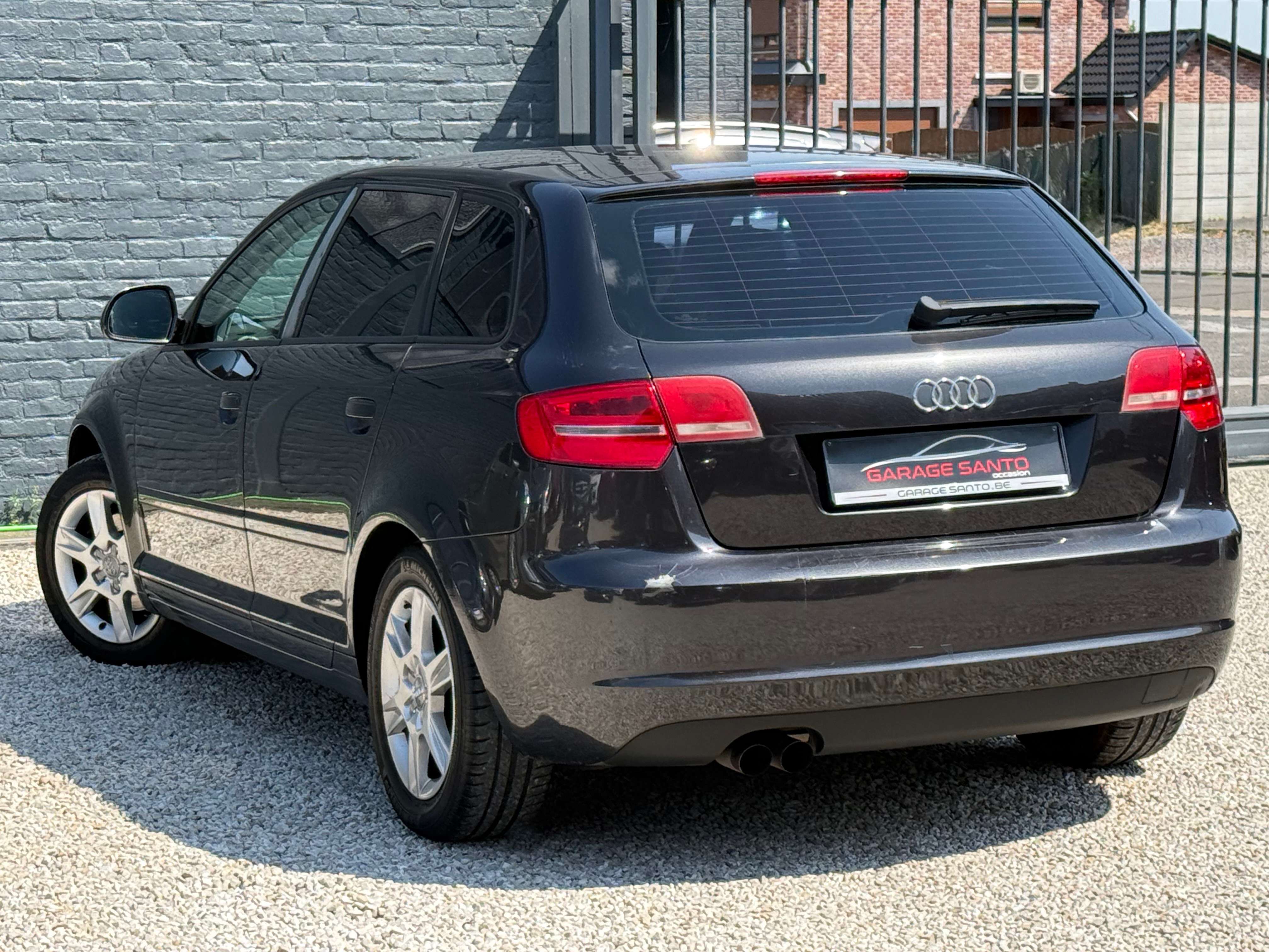 Audi A3 A3 Sportback 1.6 TDi Ambiente Start/Stop DPF Eur5 /// /// /// ///