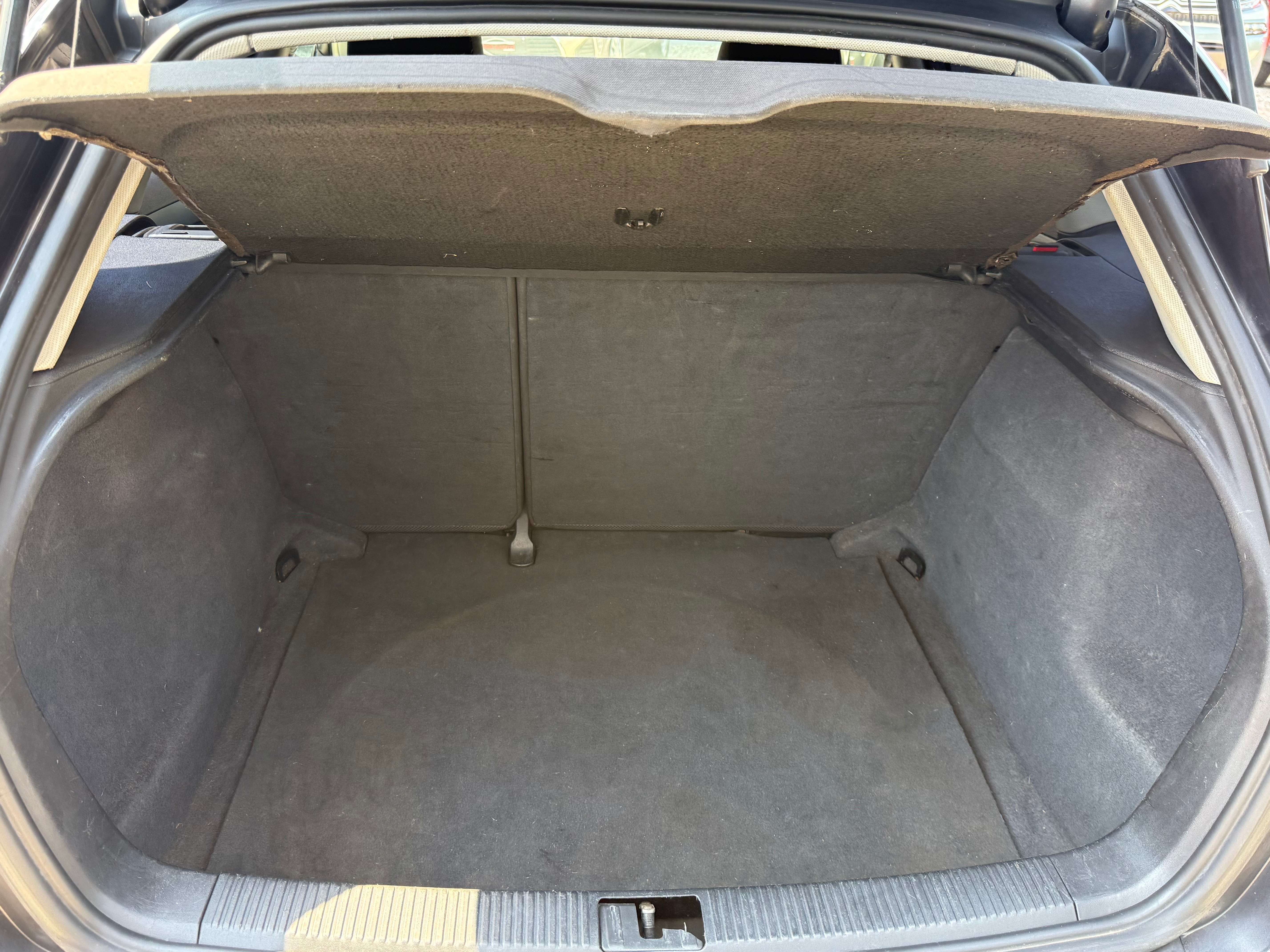 Audi A3 A3 Sportback 1.6 TDi Ambiente Start/Stop DPF Eur5 /// /// /// ///