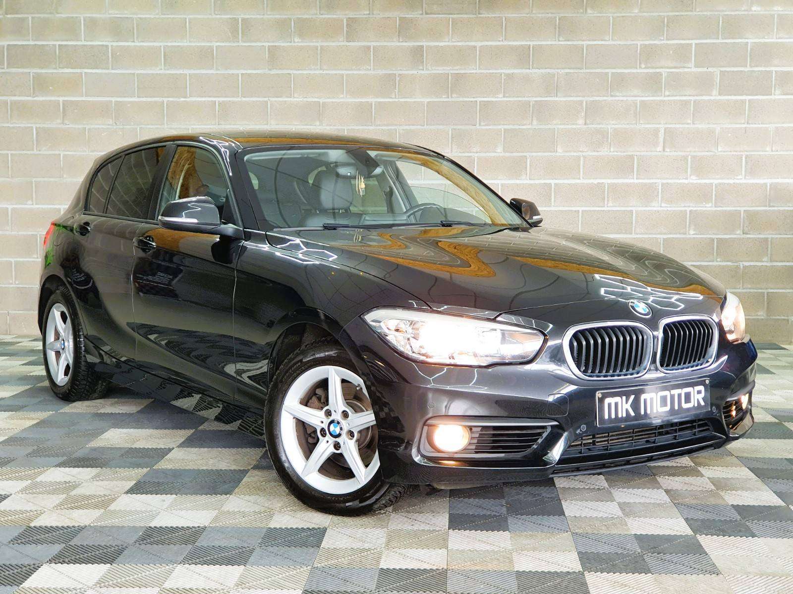 BMW 120 🟢Xdrive 2.0 DIESEL 190CV - 1ER MAIN - FULL CARNET - BOITE AUTO