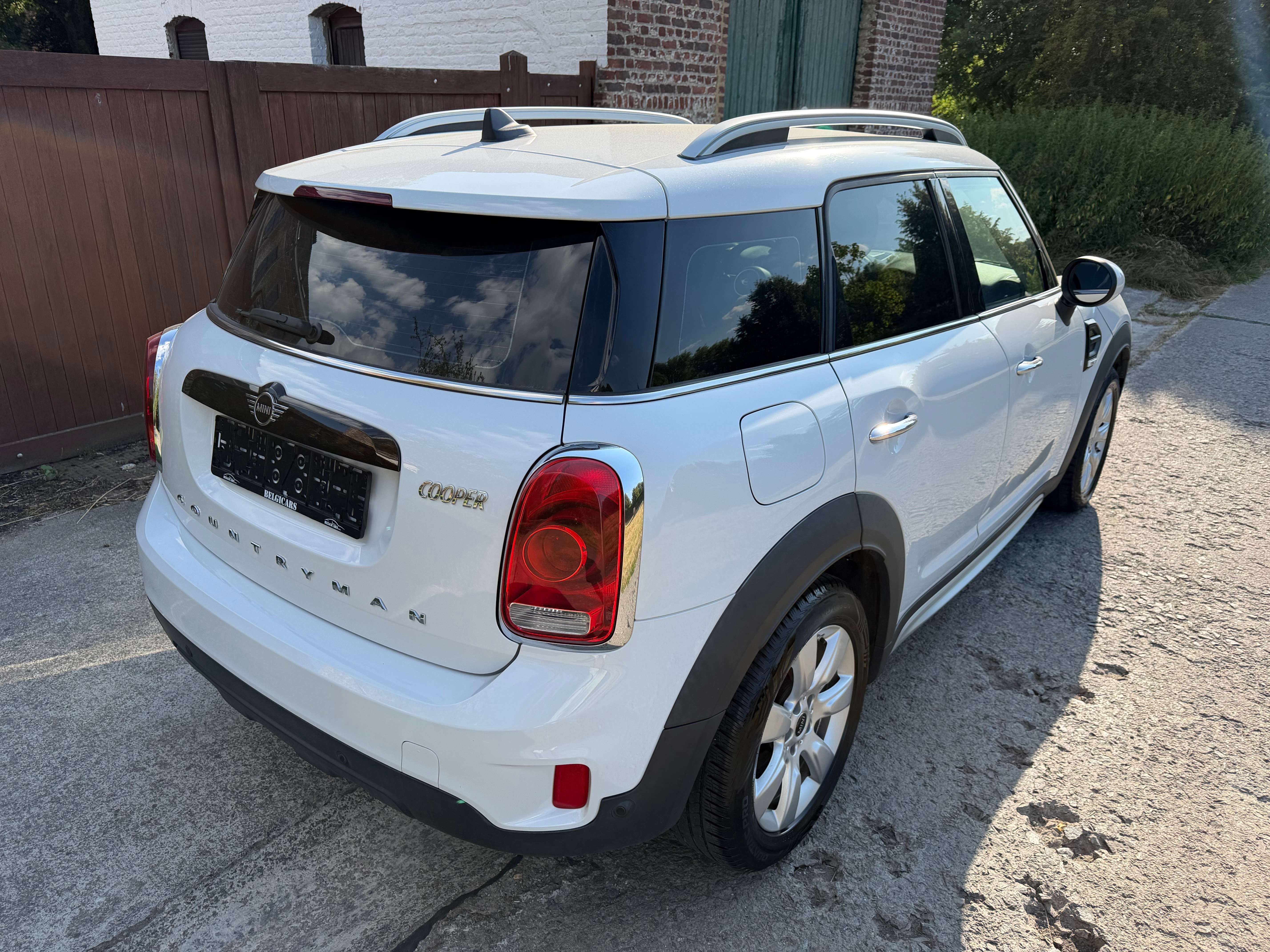 MINI Cooper Countryman 1.5i *HEAD-UP*GPS*CUIR*LED*