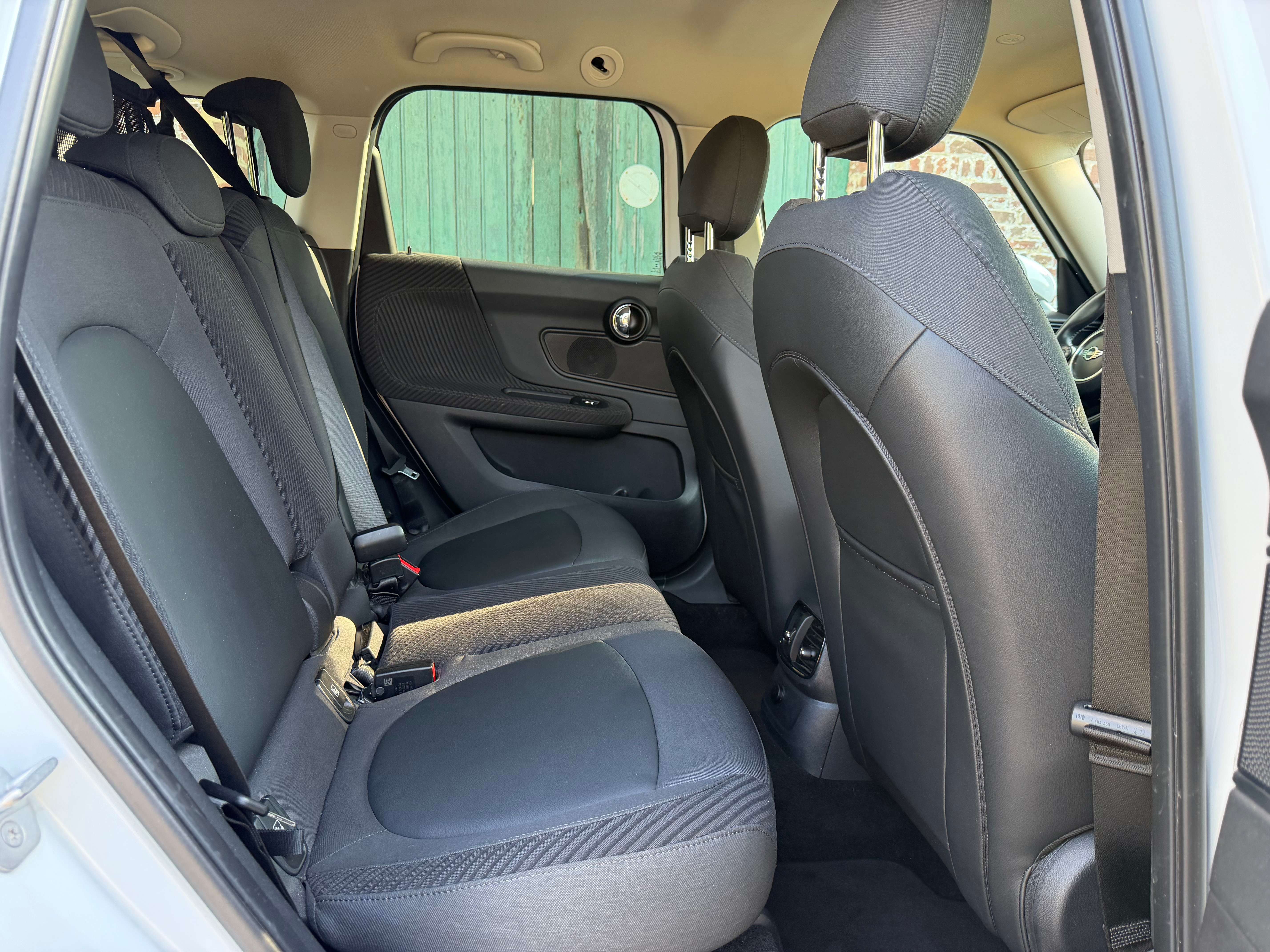MINI Cooper Countryman 1.5i *HEAD-UP*GPS*CUIR*LED*
