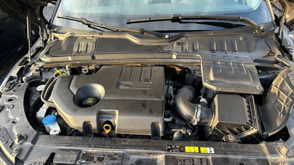 Land Rover Range Rover Evoque II 2.0 D150 AWD R-DYNAMIC BUSINESS BVA9