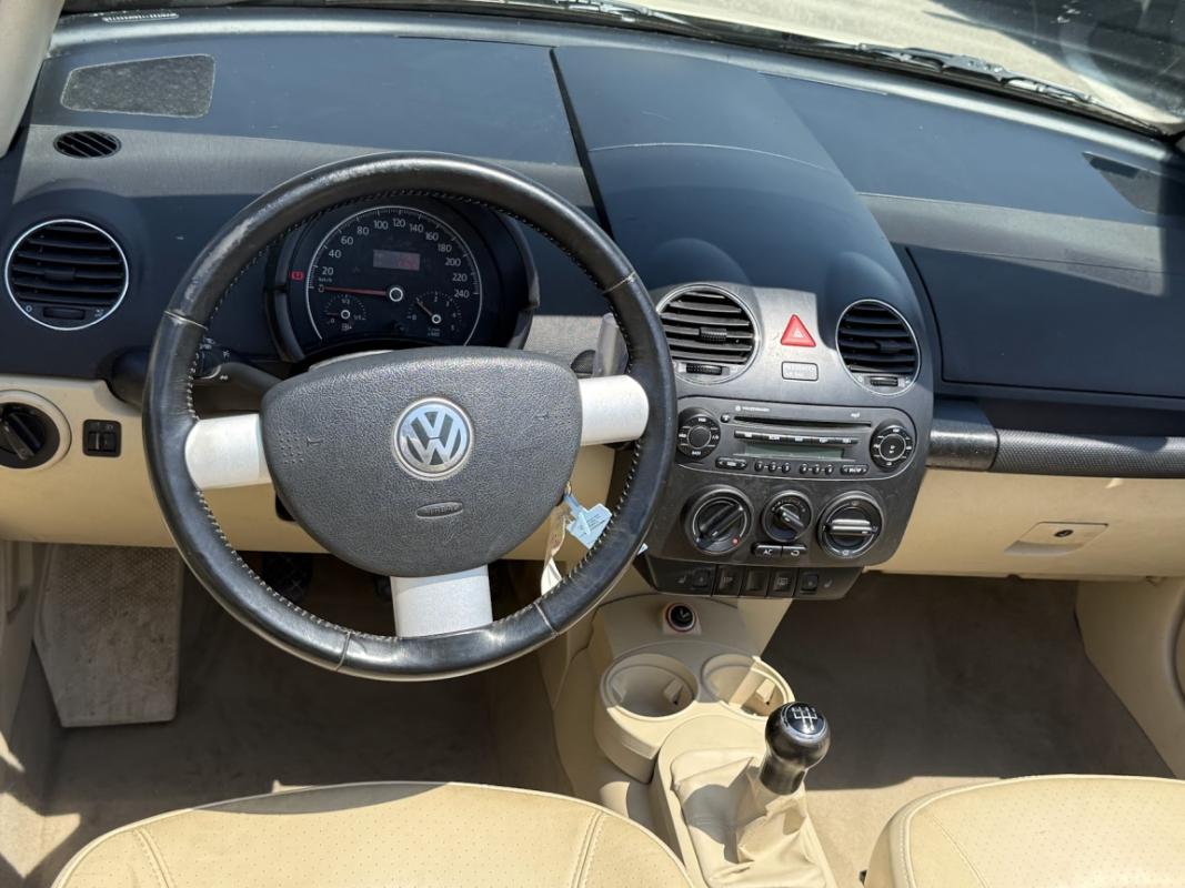 Volkswagen Beetle CABRIOLET 1.9 TDI 105 Carat - 1ere Main