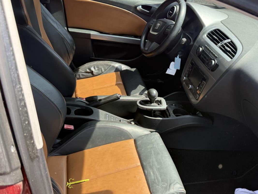 Seat Leon 1.8 TSI Sport DSG - BVA HS VENDU DANS L'ETAT