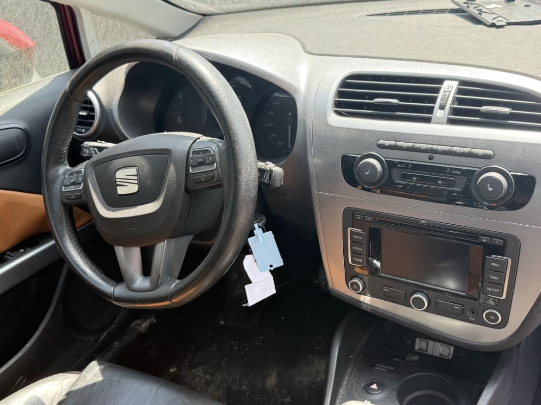 Seat Leon 1.8 TSI Sport DSG - BVA HS VENDU DANS L'ETAT