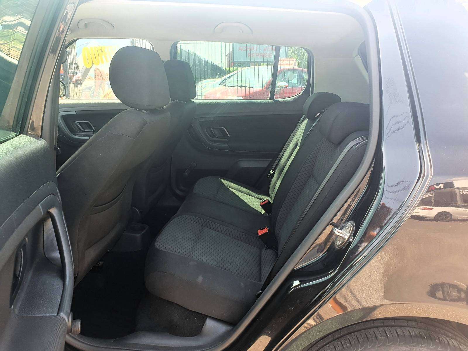Skoda Fabia 🟢1.6 TDi 90CV - CLIM - GPS - BLUETOOTH