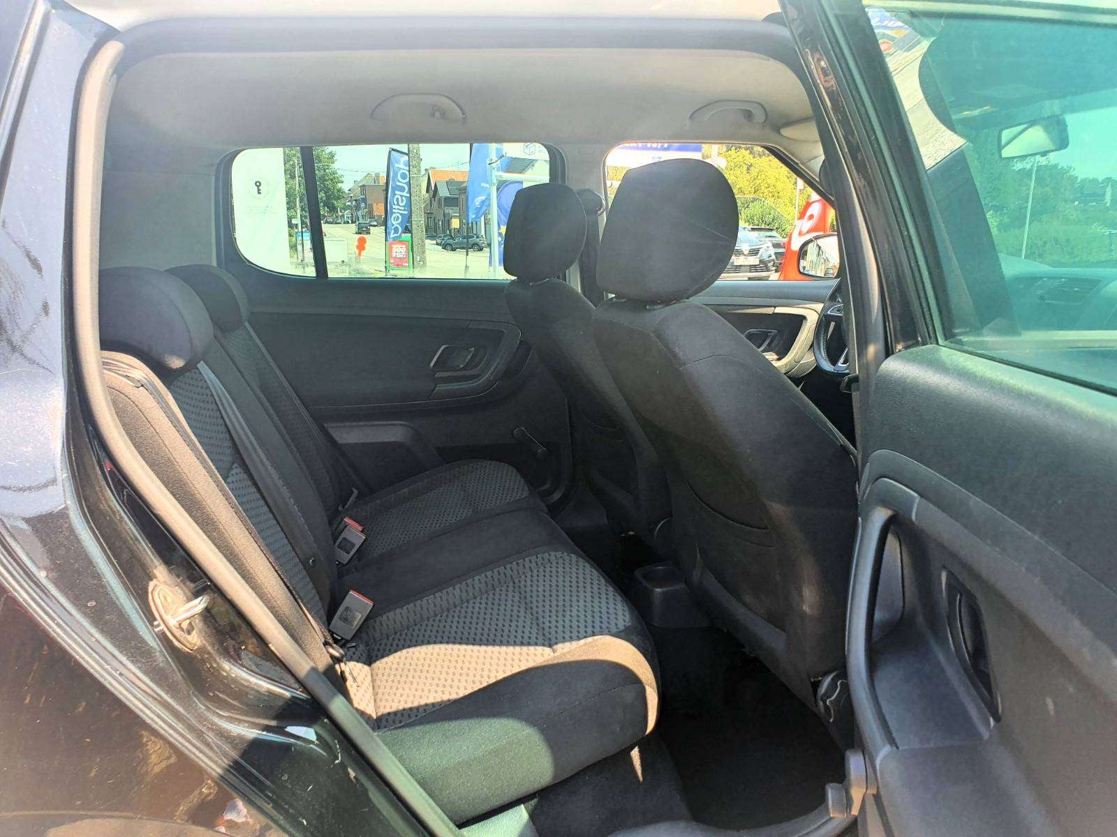 Skoda Fabia 🟢1.6 TDi 90CV - CLIM - GPS - BLUETOOTH