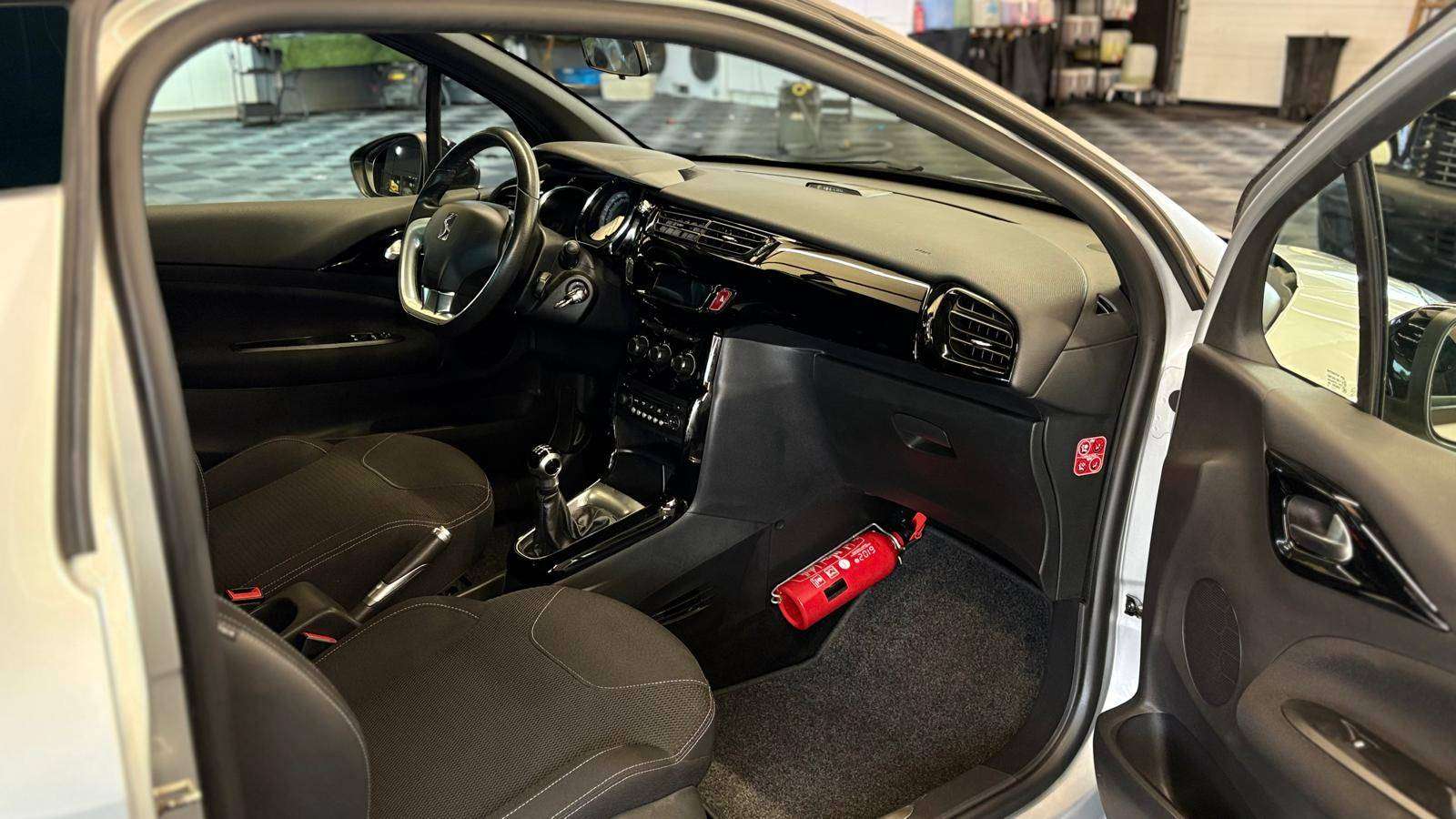 Citroen DS3 benzine manueel bj2013 eur5 43479km 1e eigenaar