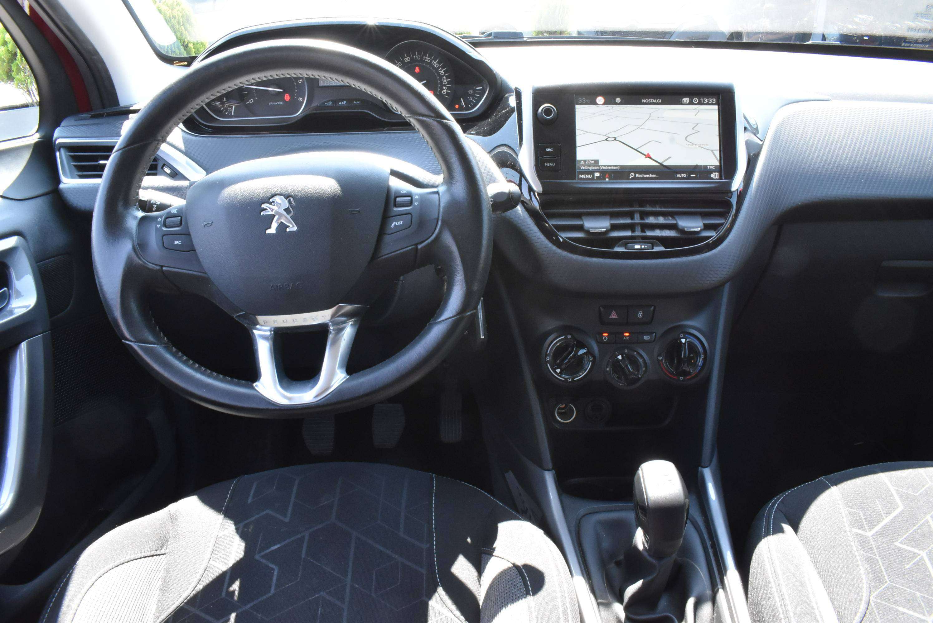 Peugeot 2008 1.6 BlueHDi Allure Airco/GPS/CarPlay**B2B FIX PRICE**