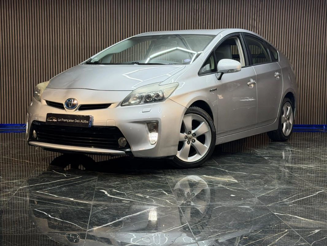 Toyota Prius MC 136h Dynamic 17