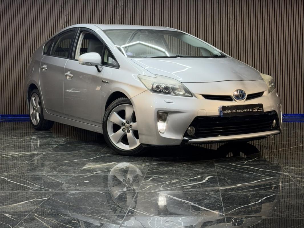 Toyota Prius MC 136h Dynamic 17