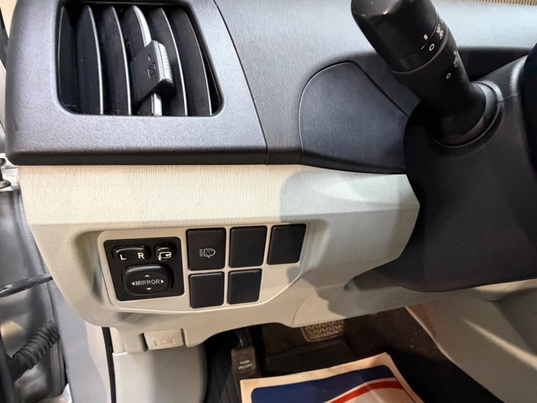 Toyota Prius MC 136h Dynamic 17