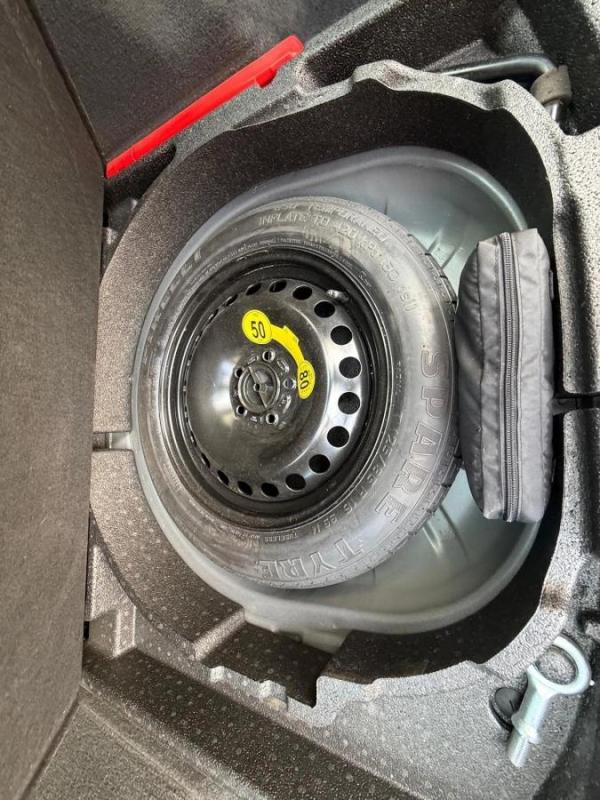 Volvo V50 1.6 D2 115 R-DESIGN PRO-EDITION