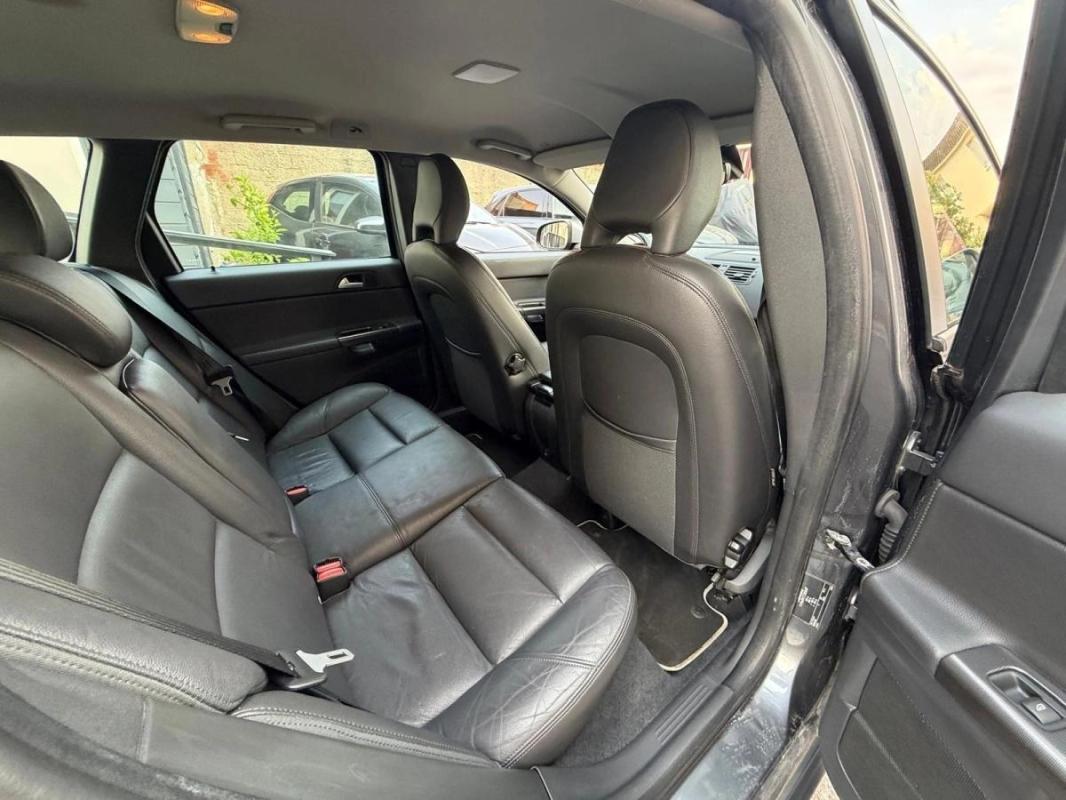 Volvo V50 1.6 D2 115 R-DESIGN PRO-EDITION