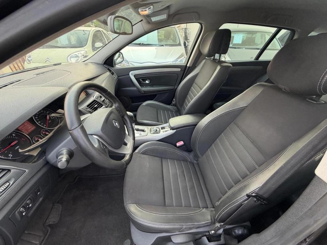 Renault Laguna ESTATE 1.5 DCI 110 ZEN EDC BVA