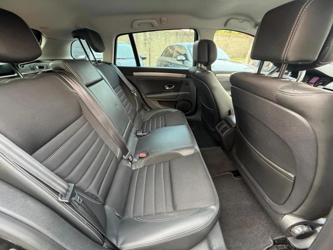 Renault Laguna ESTATE 1.5 DCI 110 ZEN EDC BVA