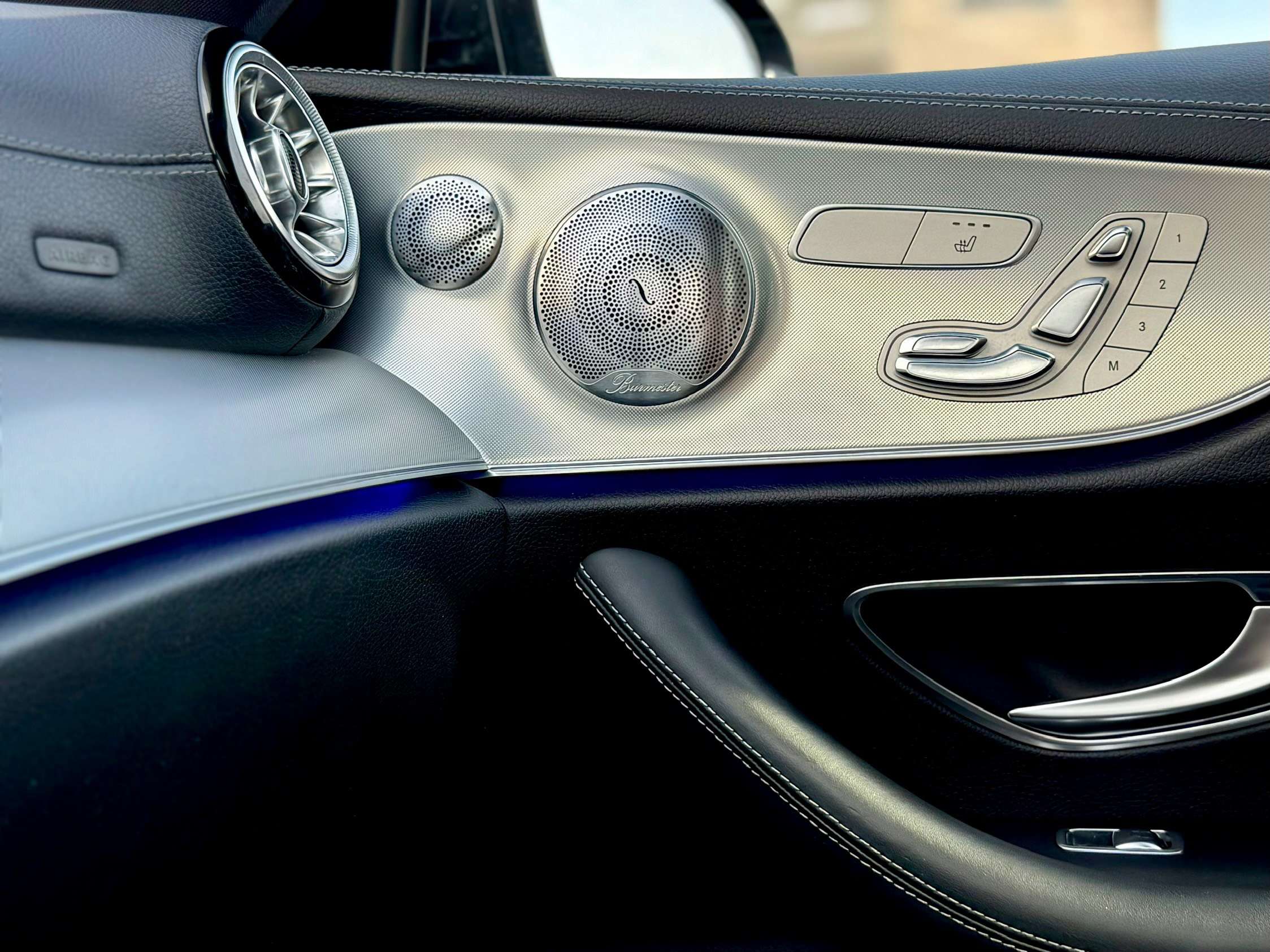 Mercedes-Benz E 220 Coupe Pack AMG