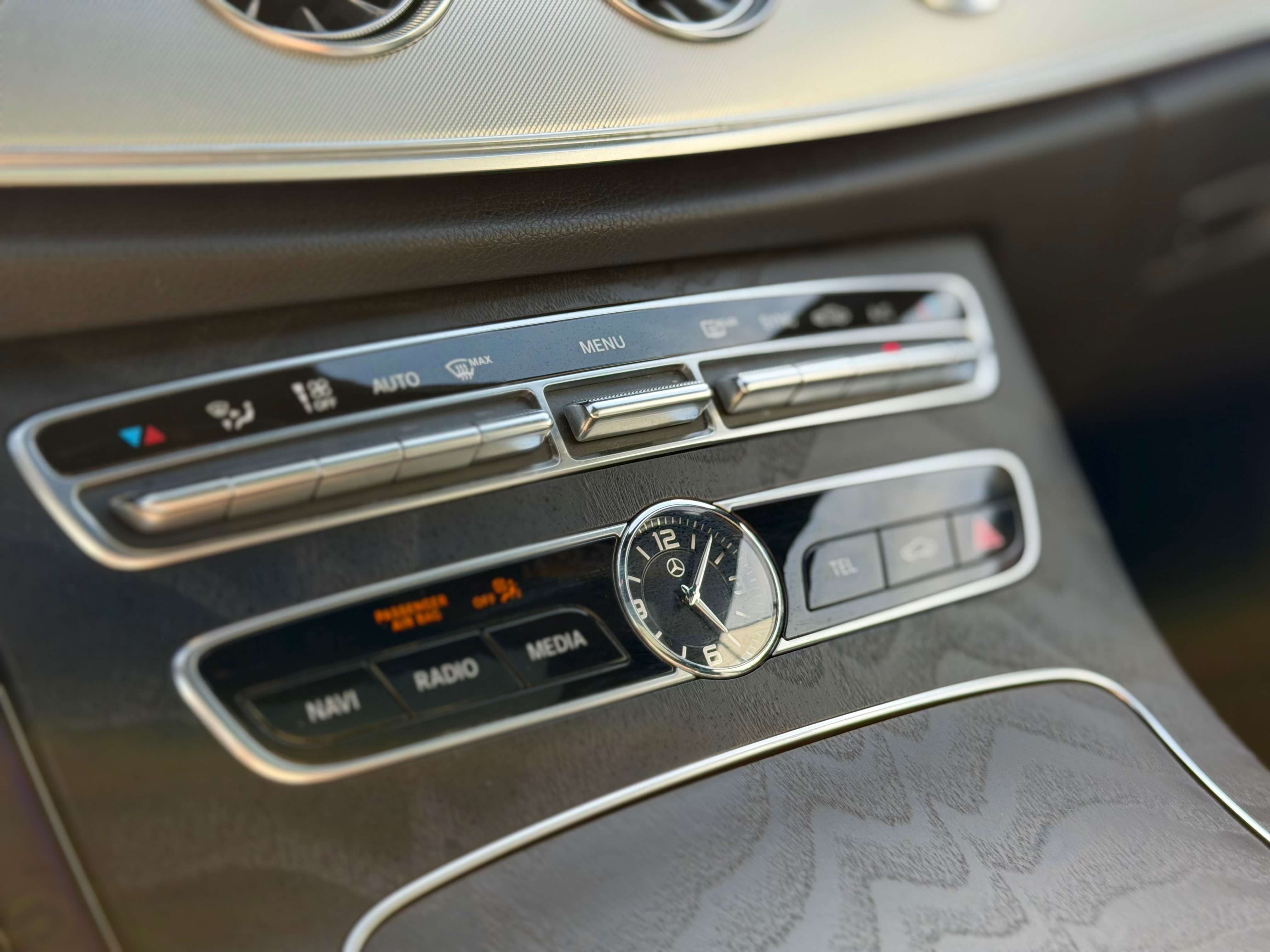 Mercedes-Benz E 220 Coupe Pack AMG