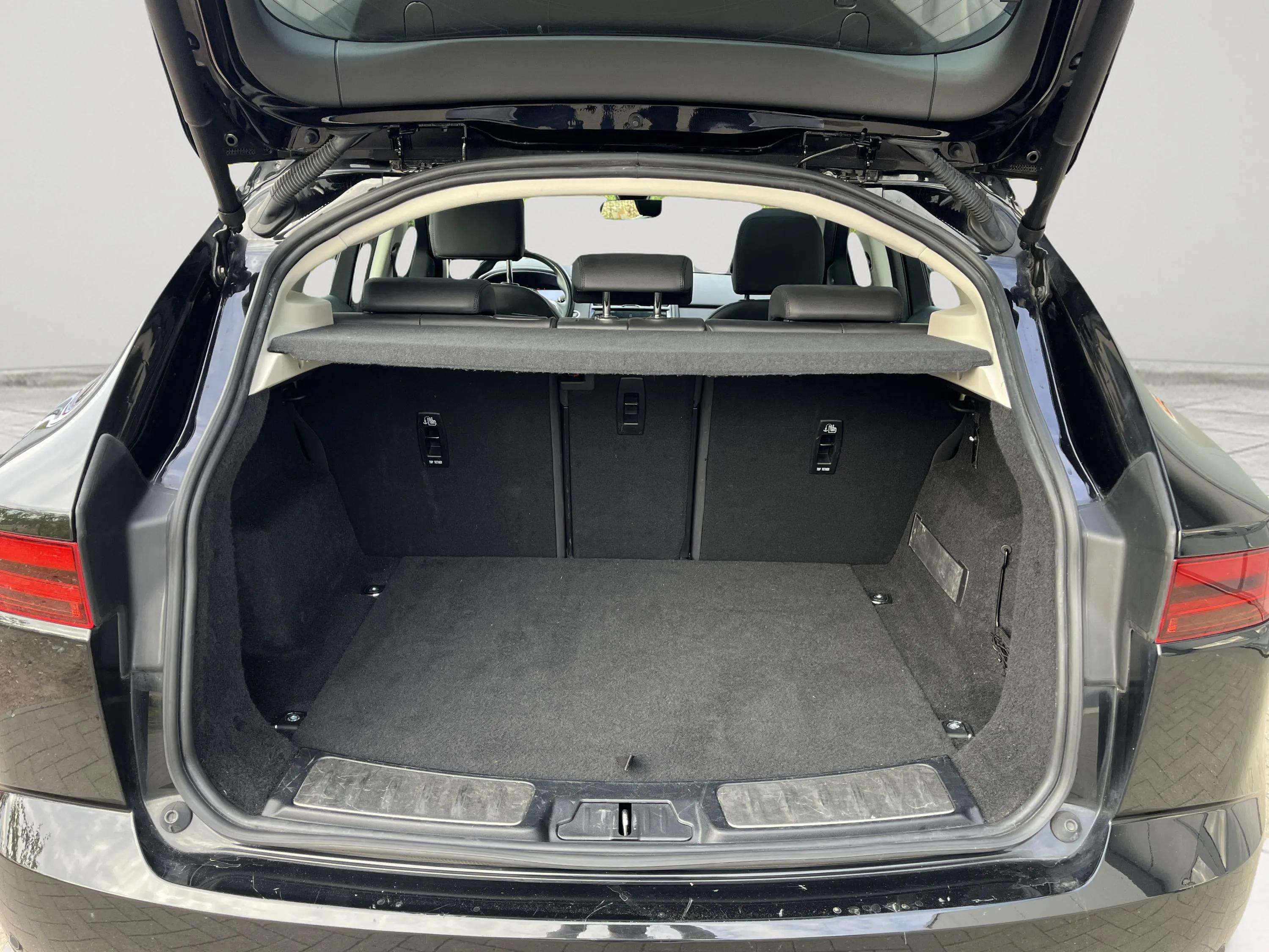 Jaguar E-Pace P160 MHEV S *MILD-HYBRID - PANODAK - 360° CAMERA - AUTOMAAT*