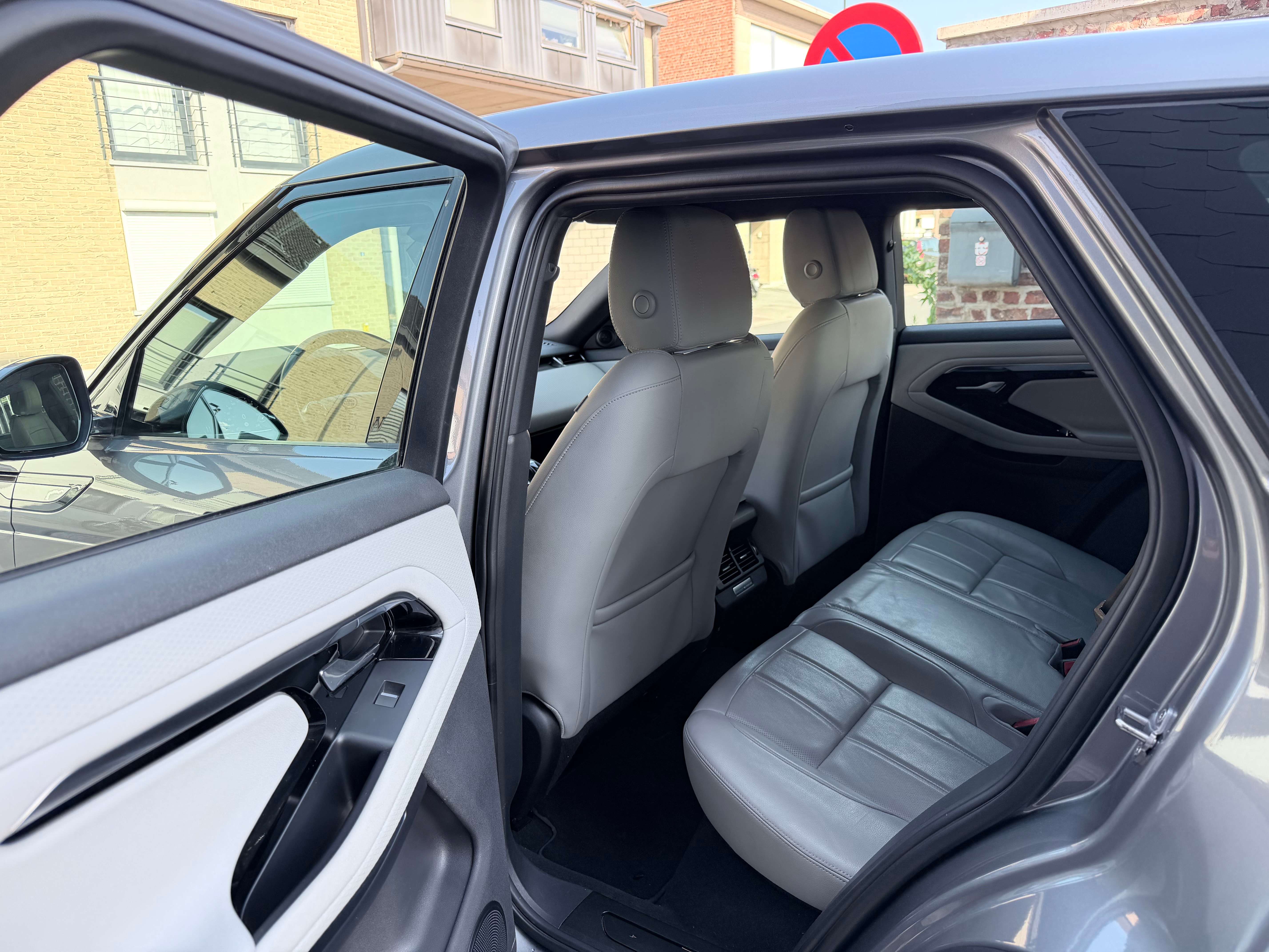 Land Rover Range Rover Evoque 2.0 HYBRID AUTOMAAT | Apple CarPlay | Camera | Cruise | Leder