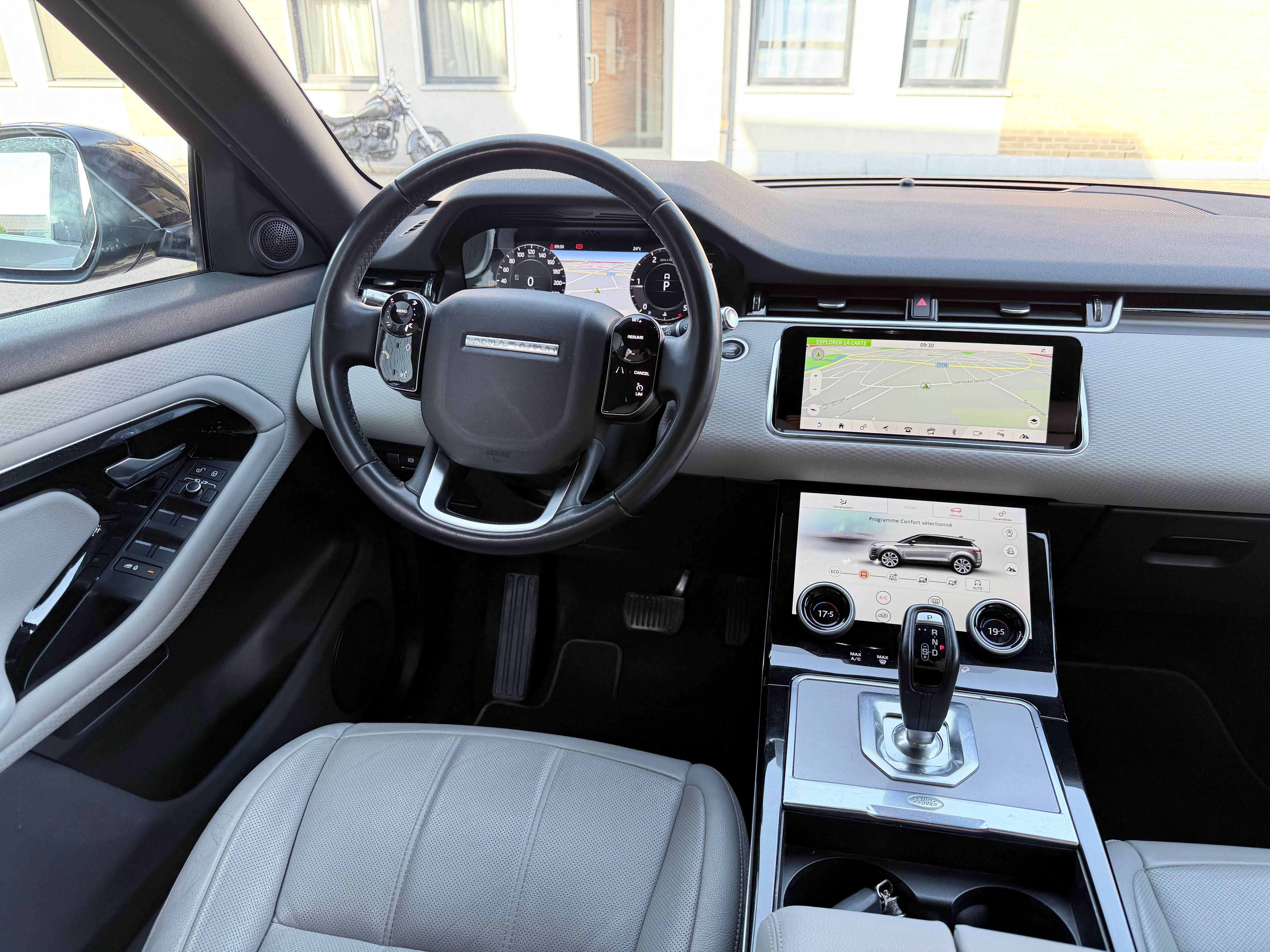 Land Rover Range Rover Evoque 2.0 HYBRID AUTOMAAT | Apple CarPlay | Camera | Cruise | Leder