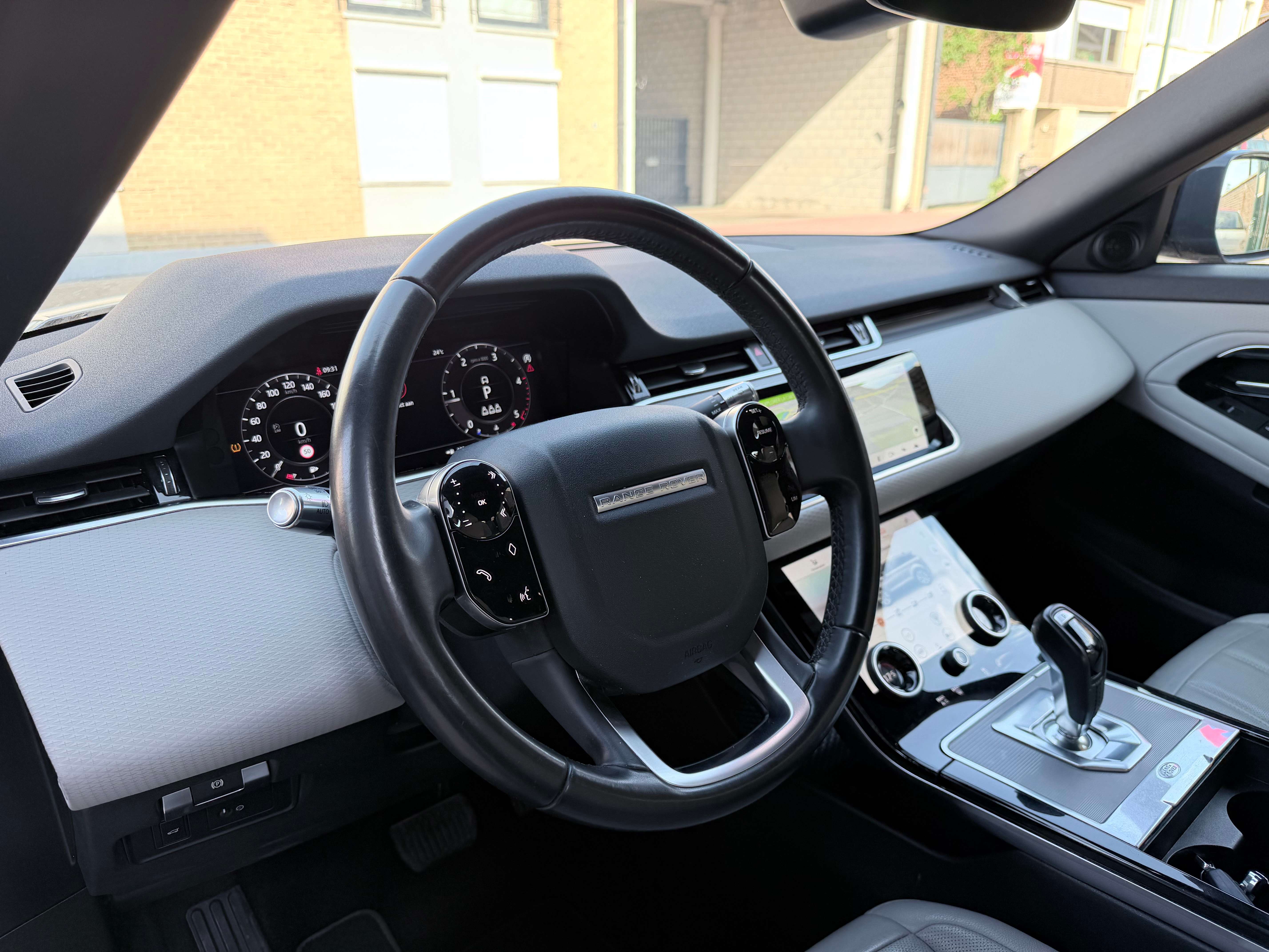 Land Rover Range Rover Evoque 2.0 HYBRID AUTOMAAT | Apple CarPlay | Camera | Cruise | Leder