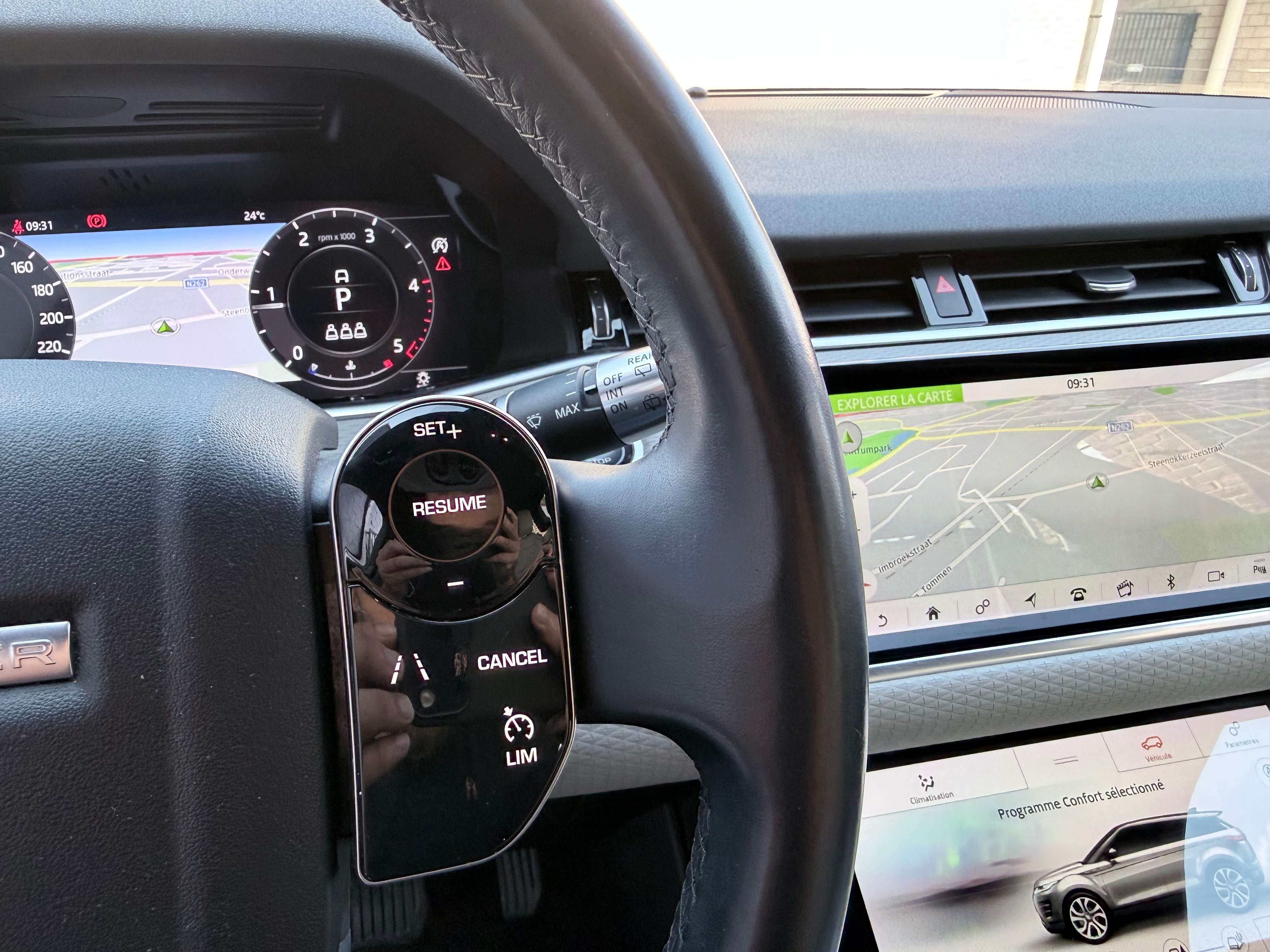 Land Rover Range Rover Evoque 2.0 HYBRID AUTOMAAT | Apple CarPlay | Camera | Cruise | Leder