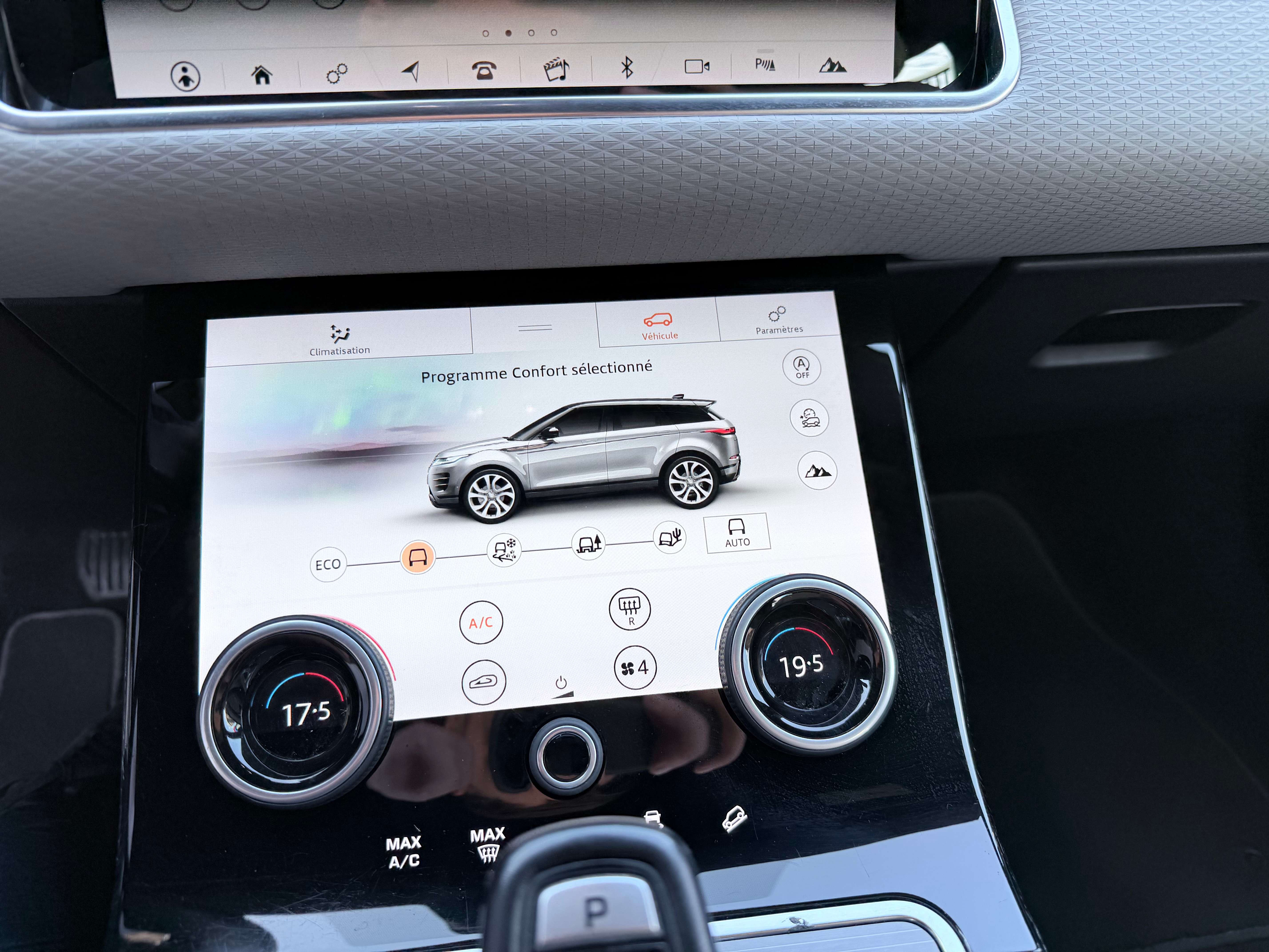 Land Rover Range Rover Evoque 2.0 HYBRID AUTOMAAT | Apple CarPlay | Camera | Cruise | Leder
