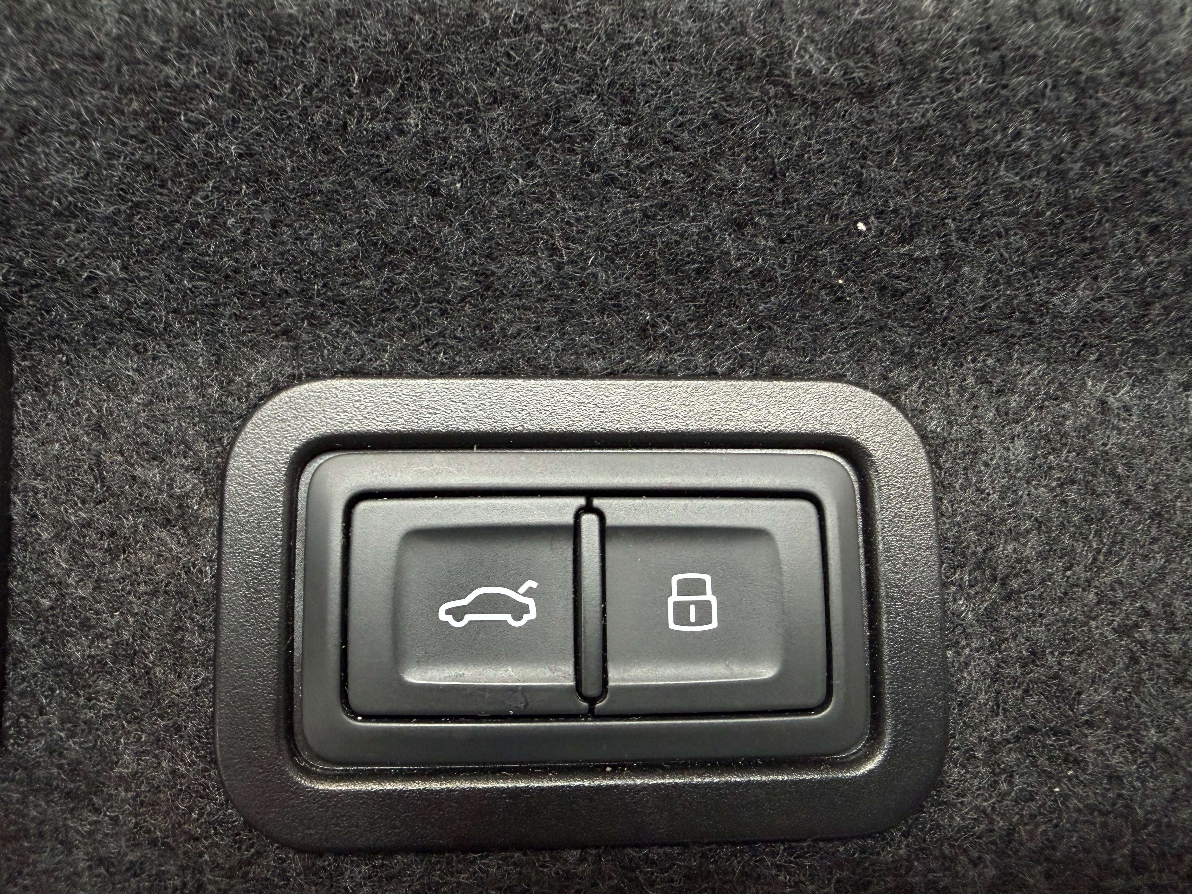 Audi A6 35 TDi - 3X SLINE - MHEV - AUTOMATIQUE - 1ERPRO - GARANTIE 12MOIS