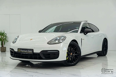 Porsche Panamera 4 E-hybrid Sport! Sport design! Full options!