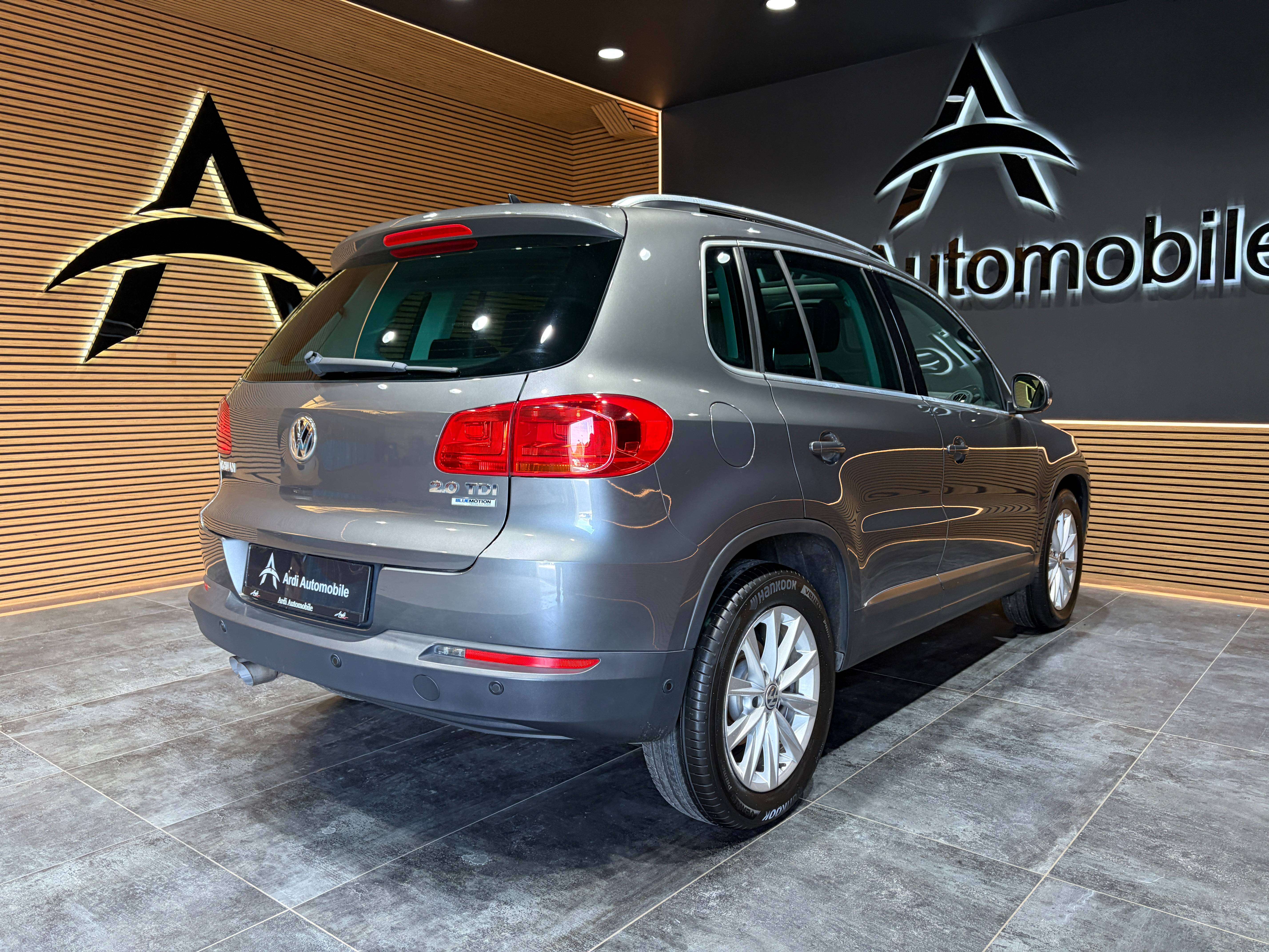 Volkswagen Tiguan 2.0 TDi *TOIT OUV+PANO*SIEGE CHAUFF*1ER PROPRIO*GARANTIE*