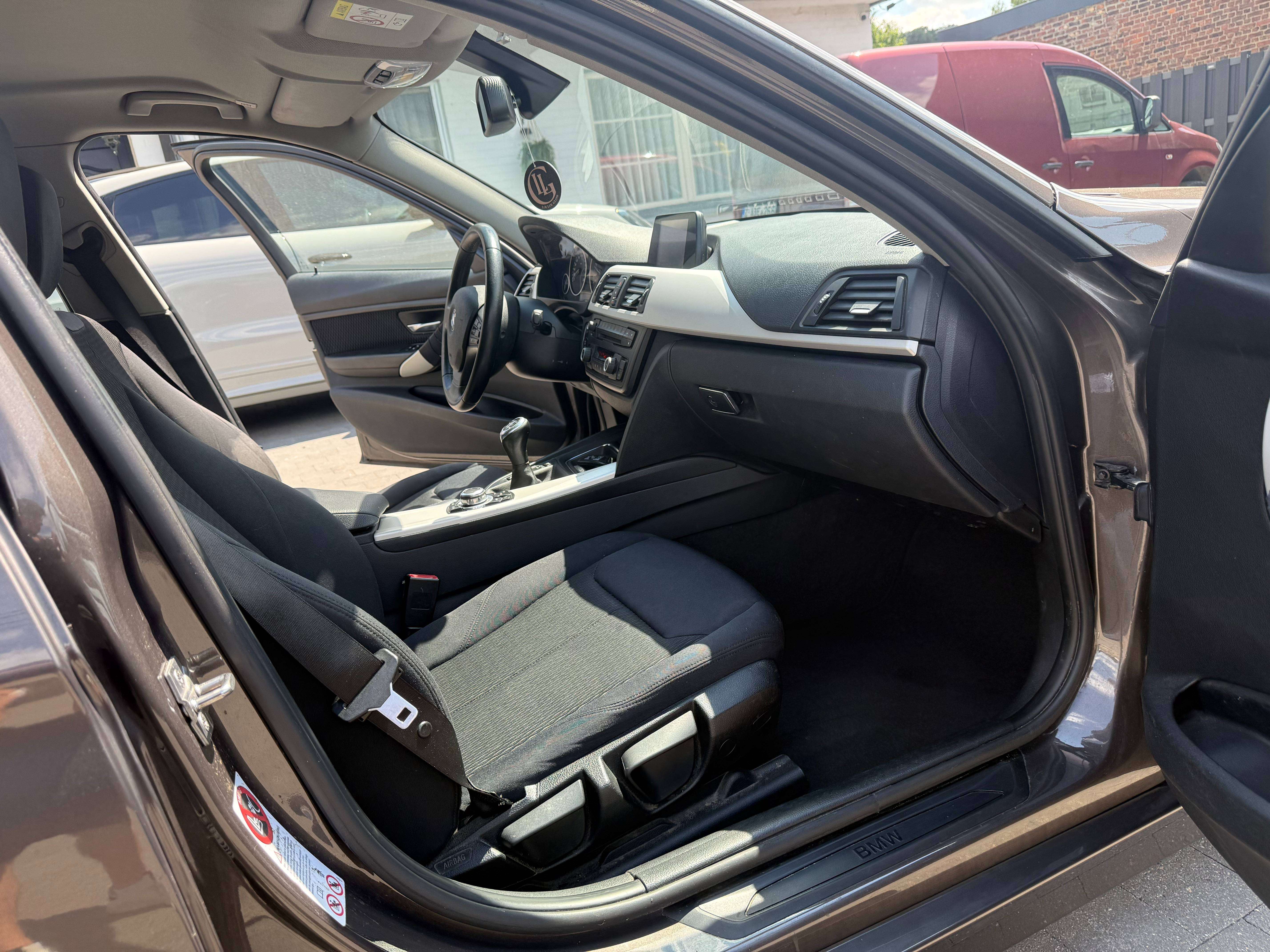 BMW 318 d Touring