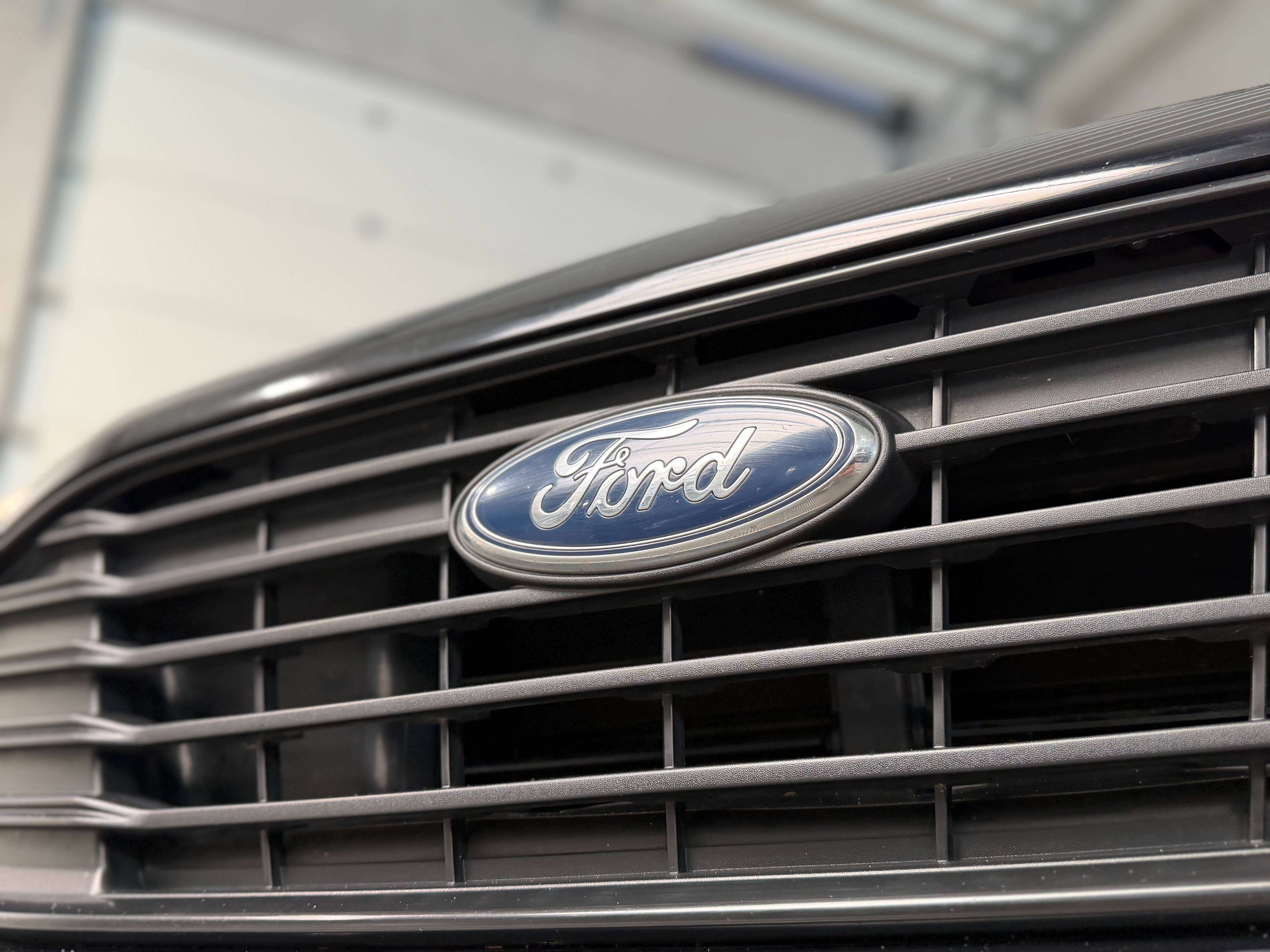 Ford Tourneo Connect 1.0i EcoBoost, Camera de recul, Line Assist, Cruise control