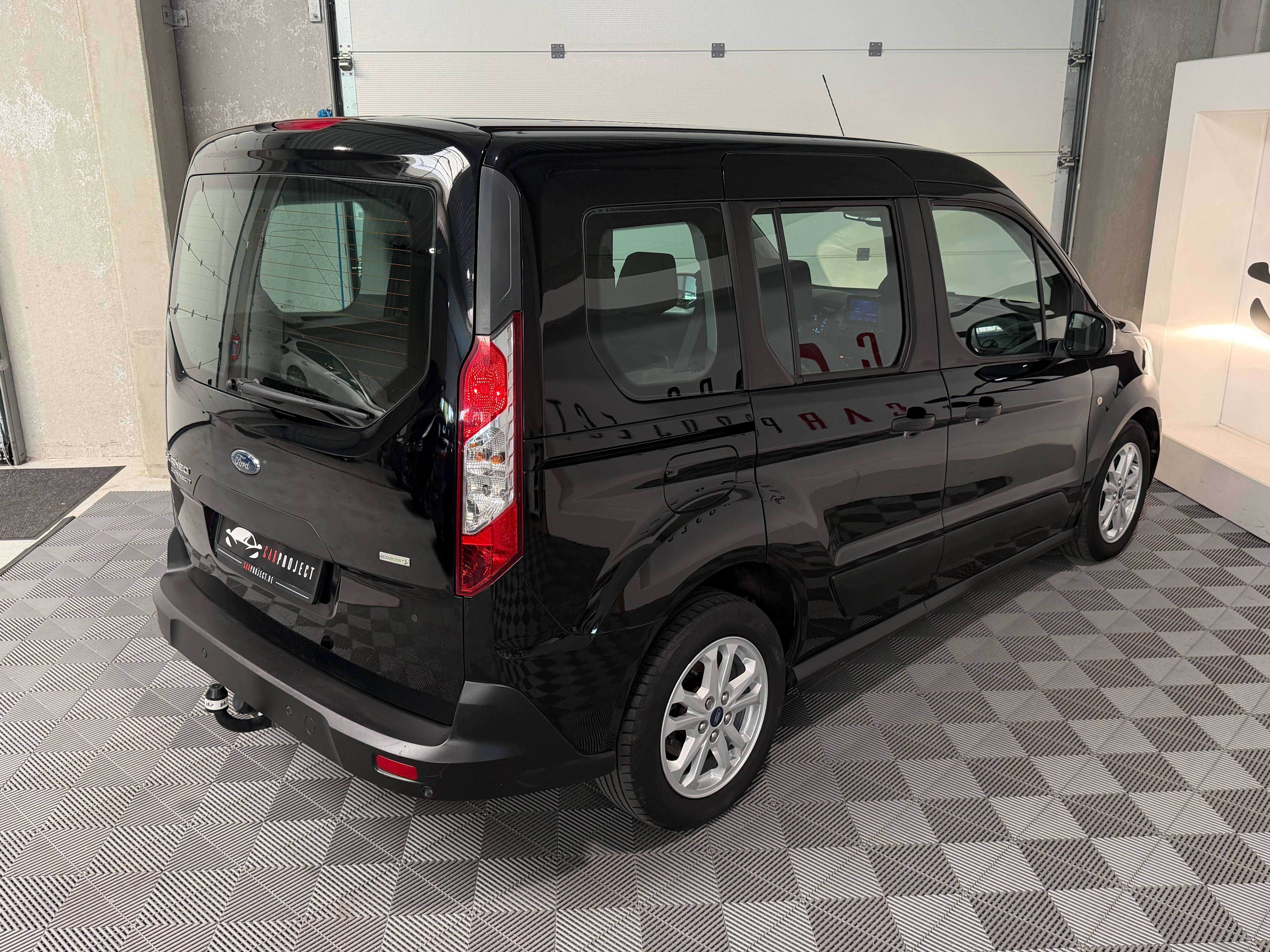 Ford Tourneo Connect 1.0i EcoBoost, Camera de recul, Line Assist, Cruise control