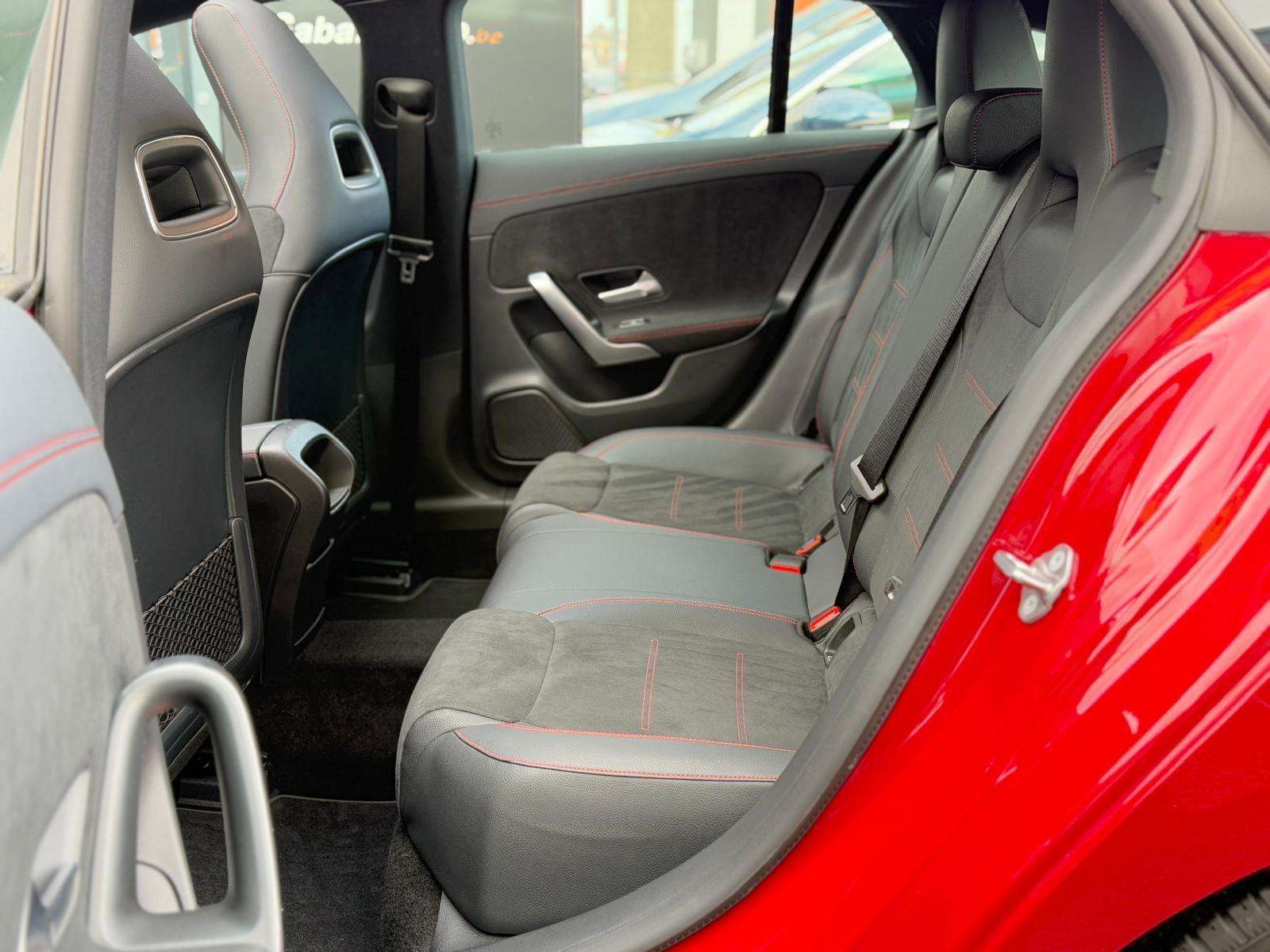 Mercedes-Benz CLA 200 CLA 200 ° PACK AMG ° FULL OPTIONS ° GARANTI 12 MOIS !!!
