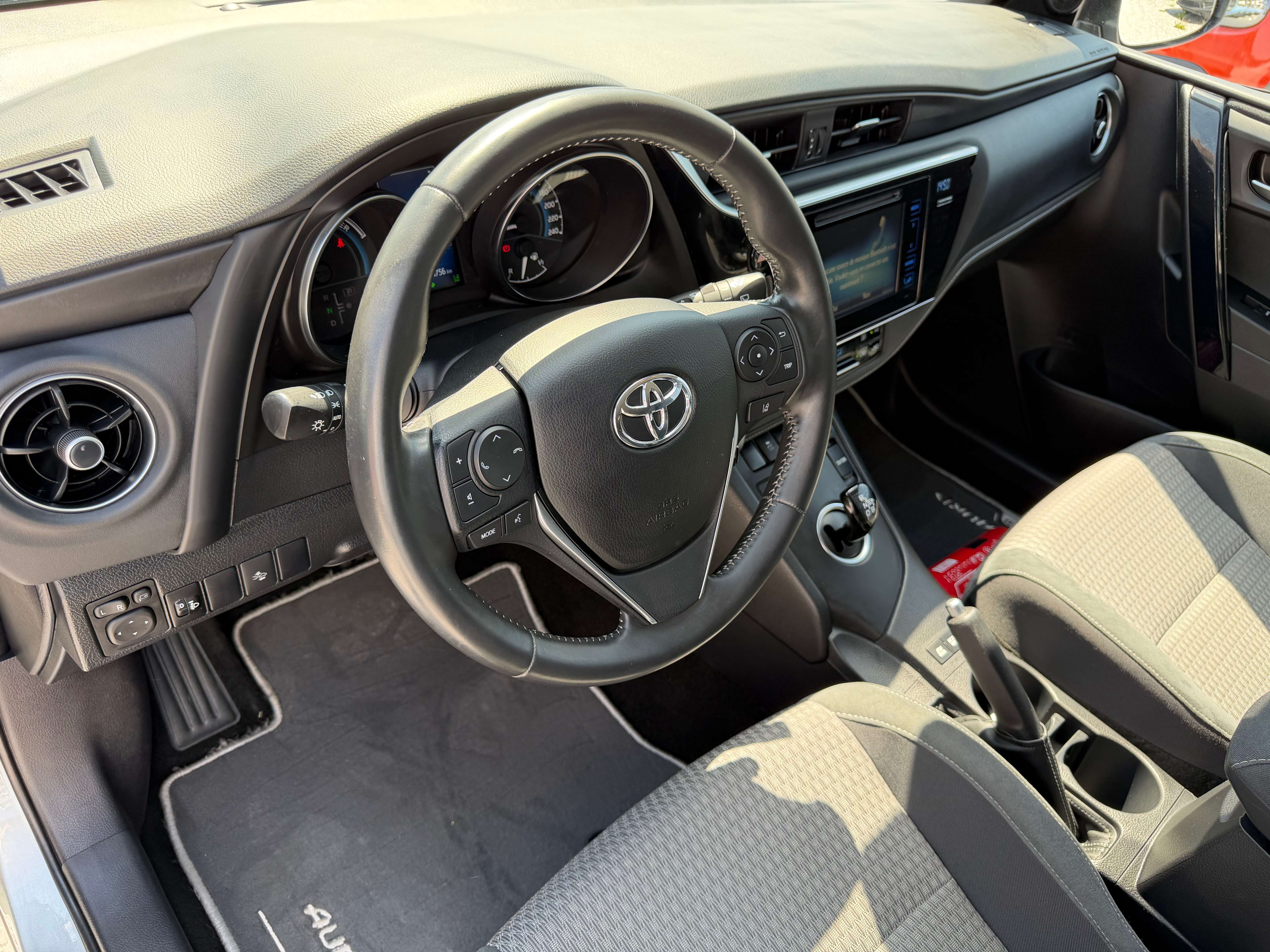 Toyota Auris HEV 1.8i HSD Black Edition - 24.000KM !!!