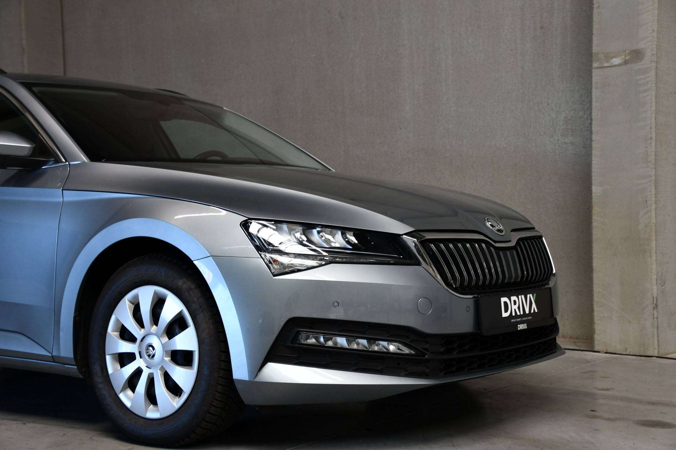 Skoda Superb Superb Combi - 2.0 TSI - DSG - Camera - Carplay - Cruise Control